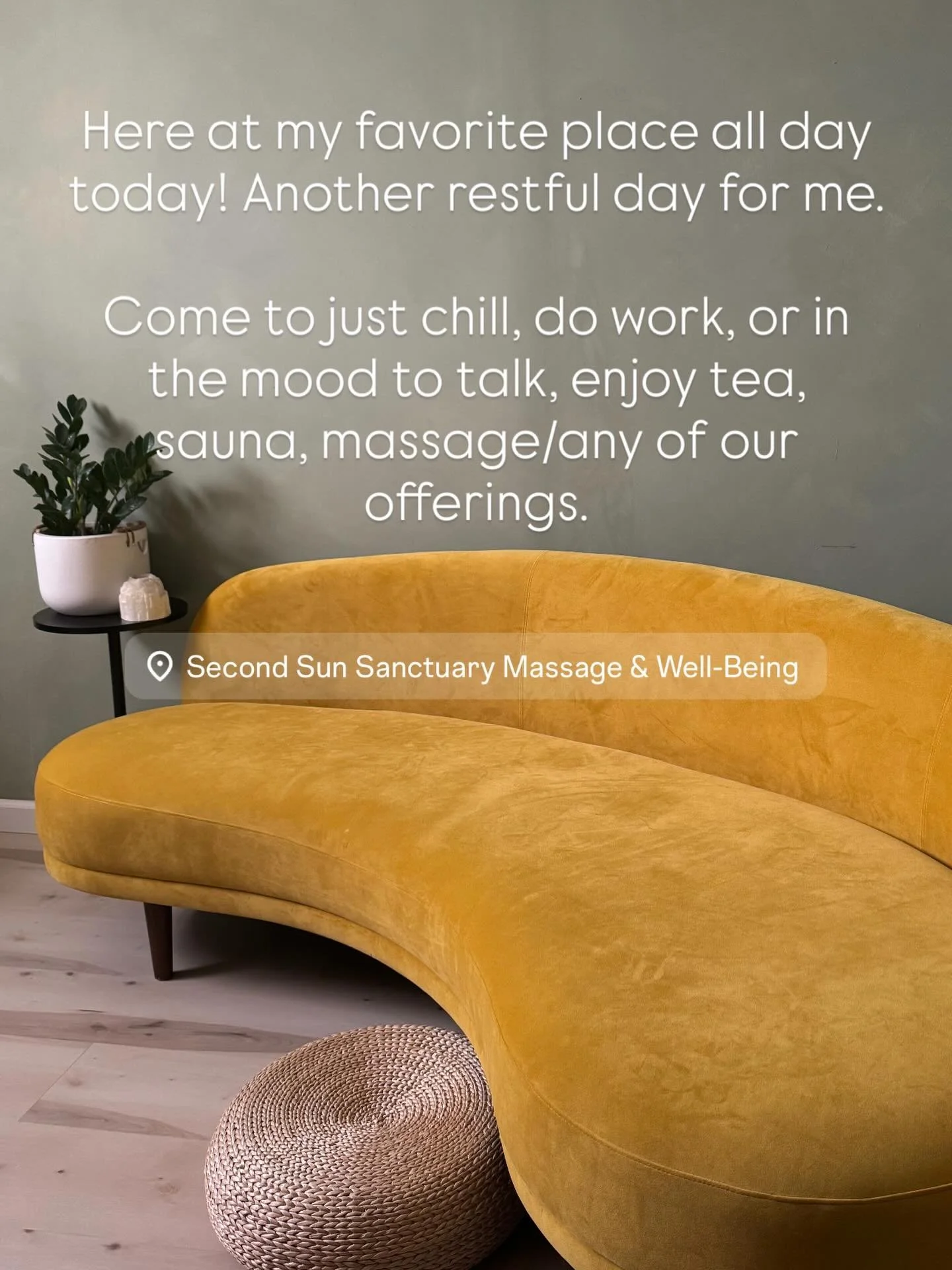 Finishing this book I&rsquo;m reading. Here till 7pm. See you!
Have a beautiful day.