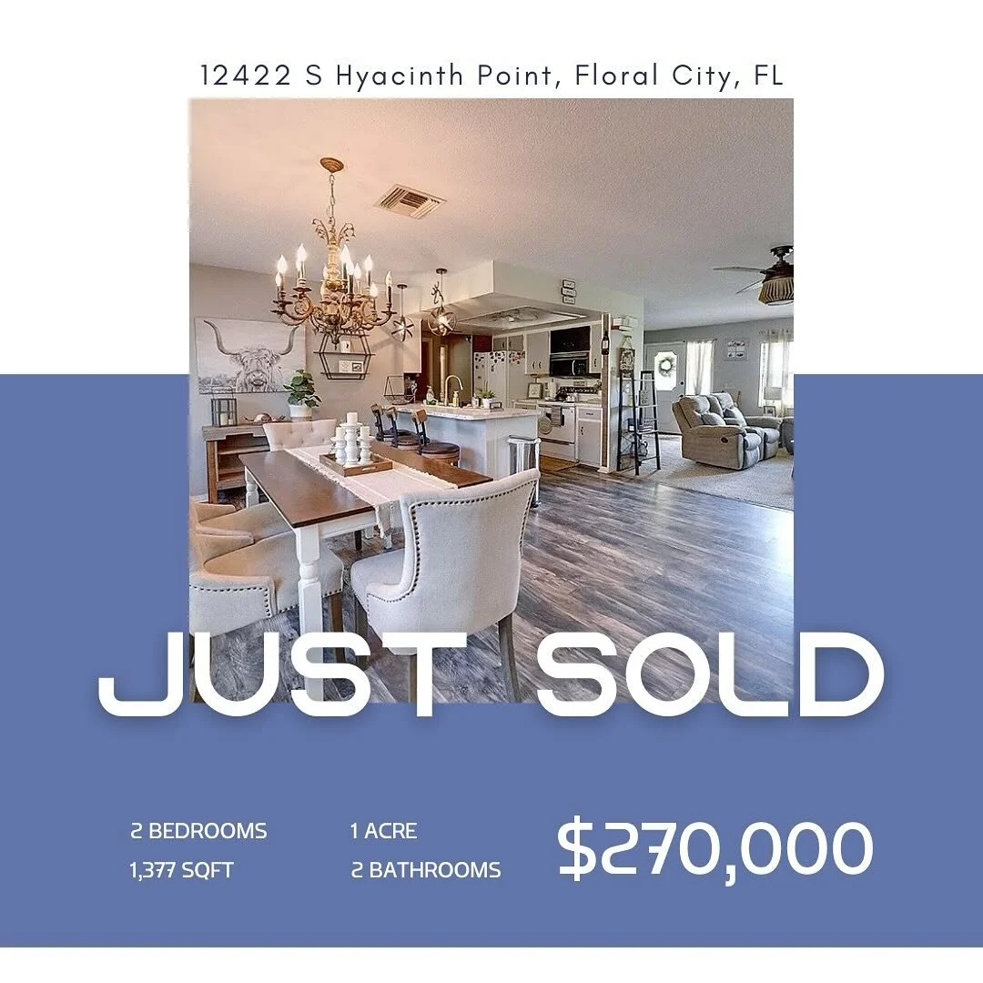 Congratulations to Darren Augustowski from The Apex Team for closing on this stunning property in Floral City, FL! 🎉

This beautiful home features 2 bedrooms, 2 full baths, and spans across 1,377 square feet on a spacious 1-acre lot. 

Interested in