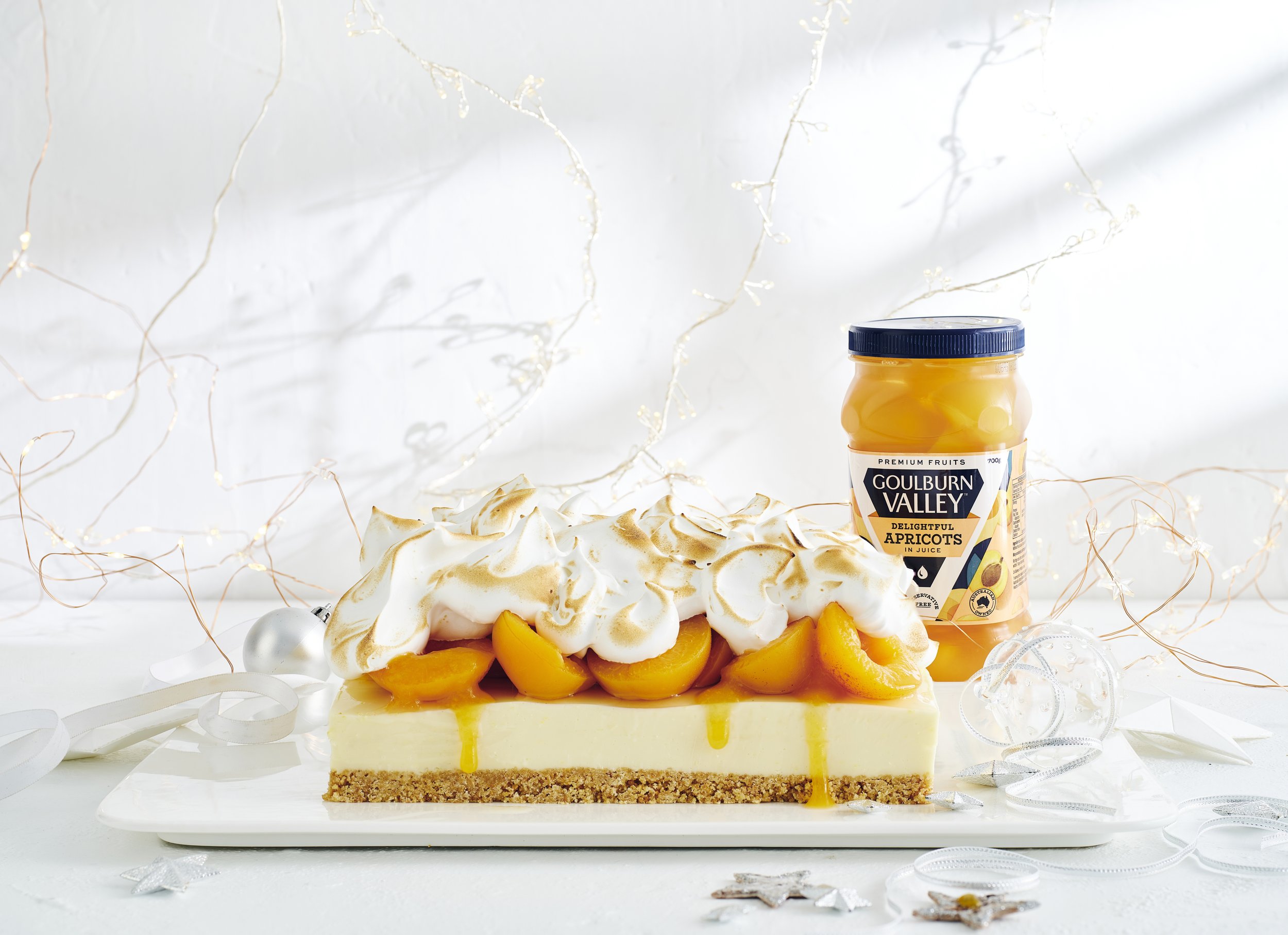 (xmas) NO BAKE APRICOT CHEESECAKE WITH MERINGUE TOPPING with product 050.jpg