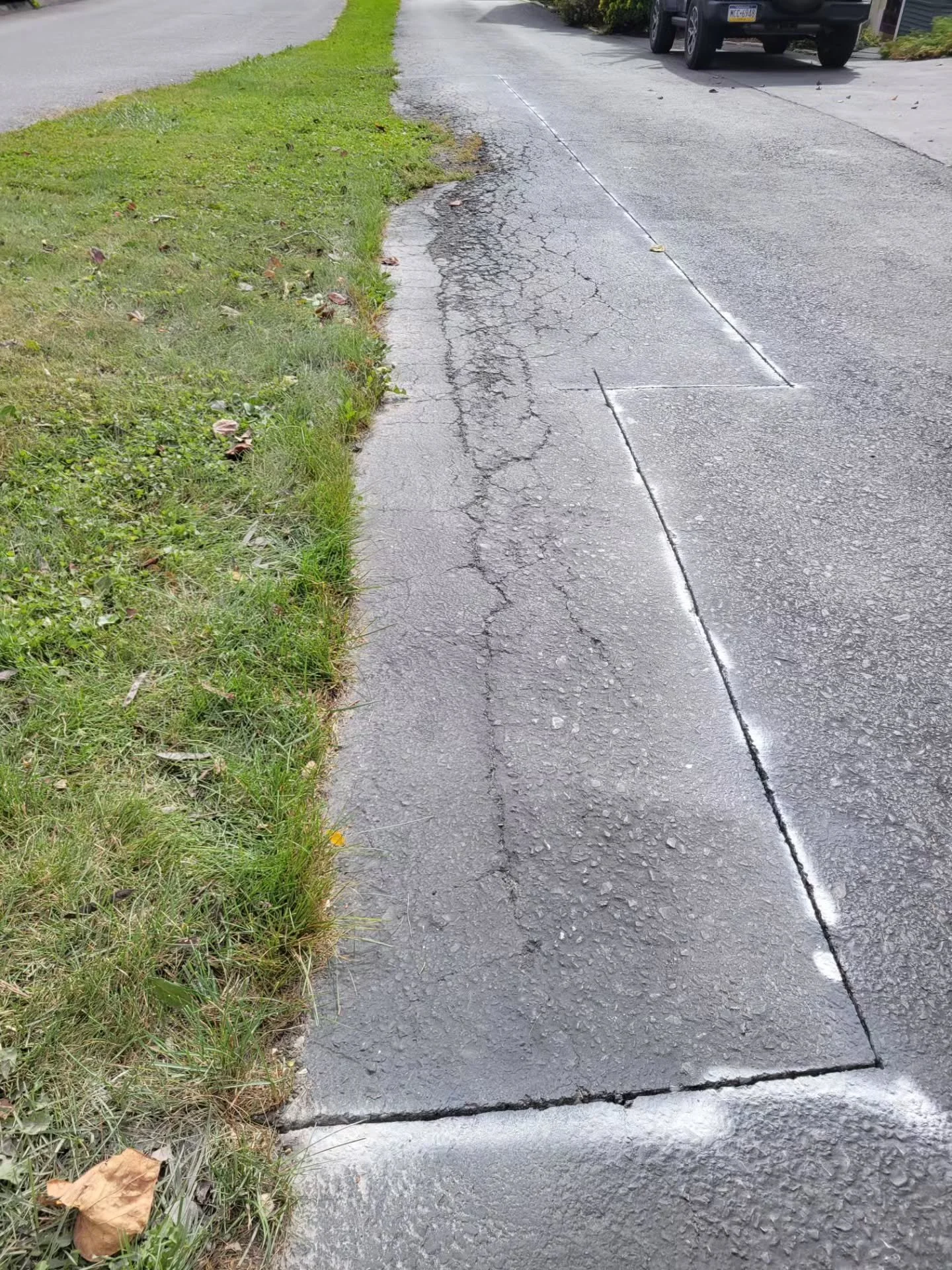 Have a problem area in your driveway? WE CAN HELP! 😁 Call 717.201.9869 for a free estimate.