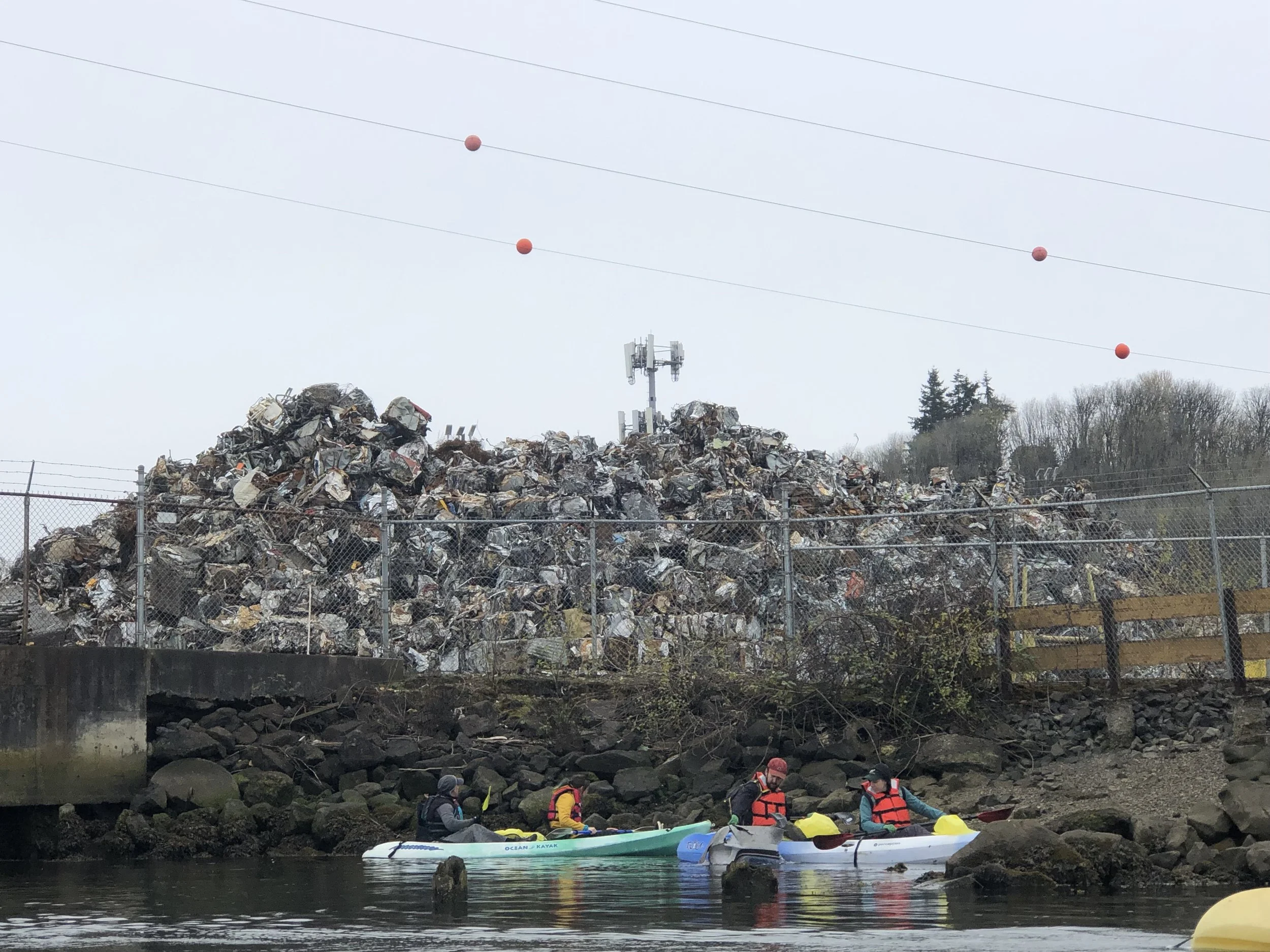 Oranssi carpenter using bench saw