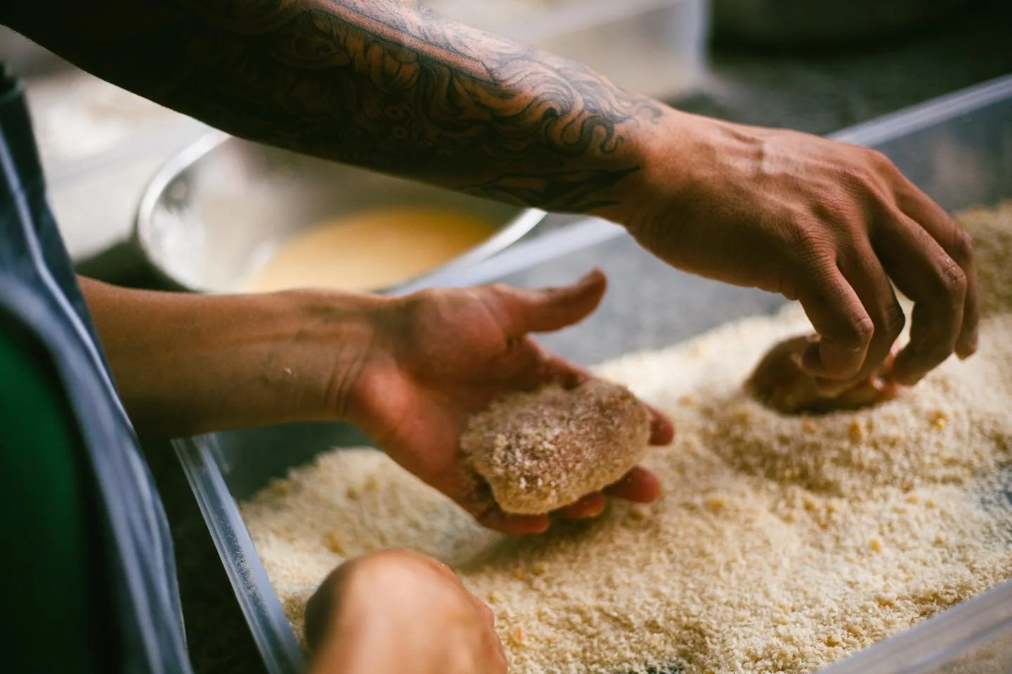 Crispy on the outside, molten at the core: Roman suppl&igrave;. Hand-rolled &amp; breaded. 

A street-food classic 🤌