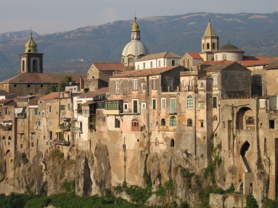 santagata-e1612048319150.jpg