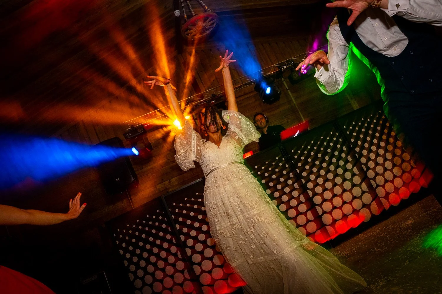 Weddings_245.jpg