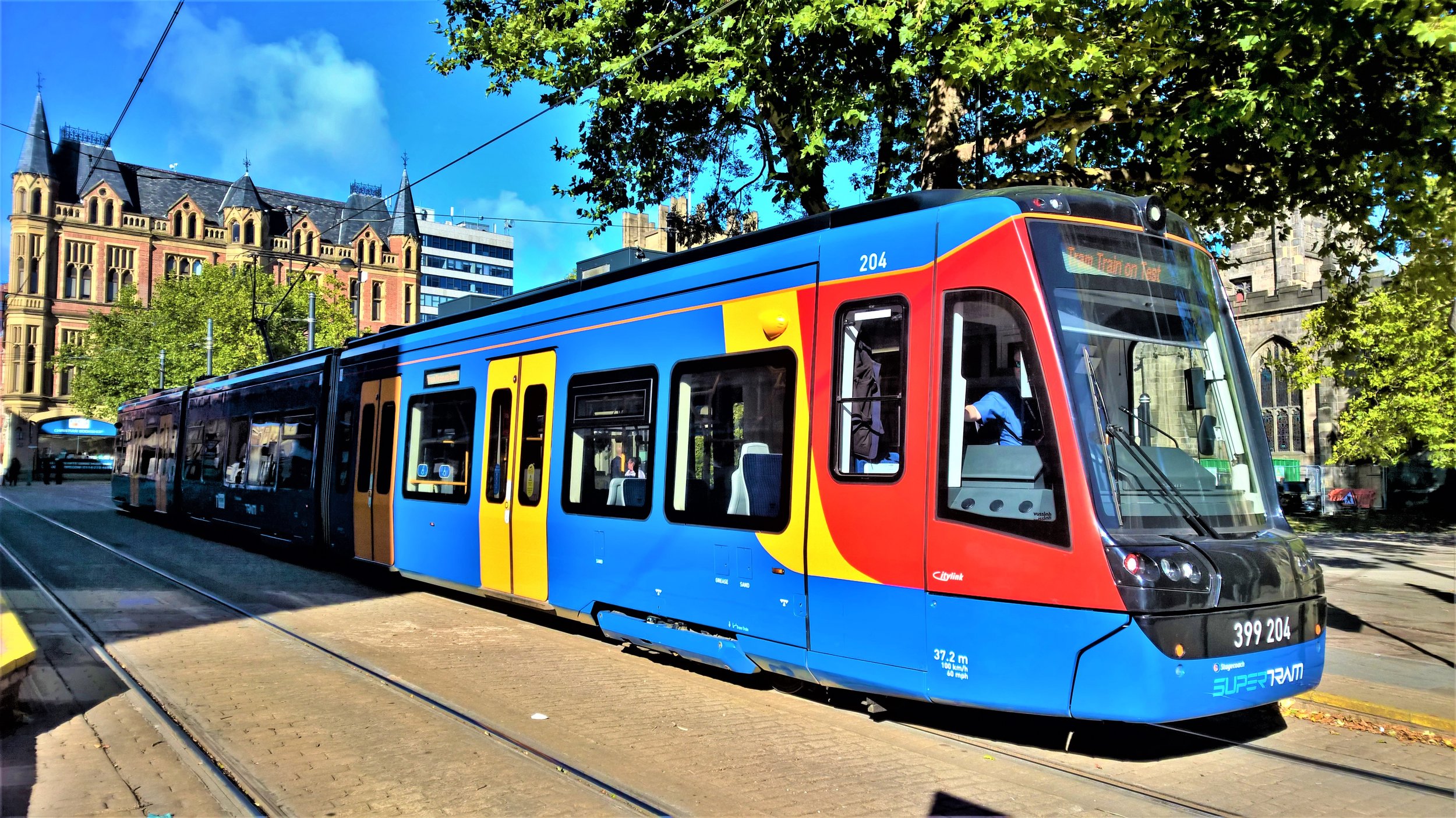 A Sheffield Supertram (Credit: Chris Morgan / Wikimedia Commons)