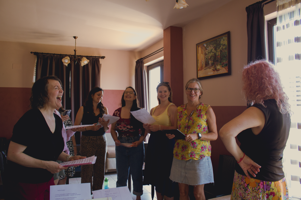 Photo by Luba Maznova