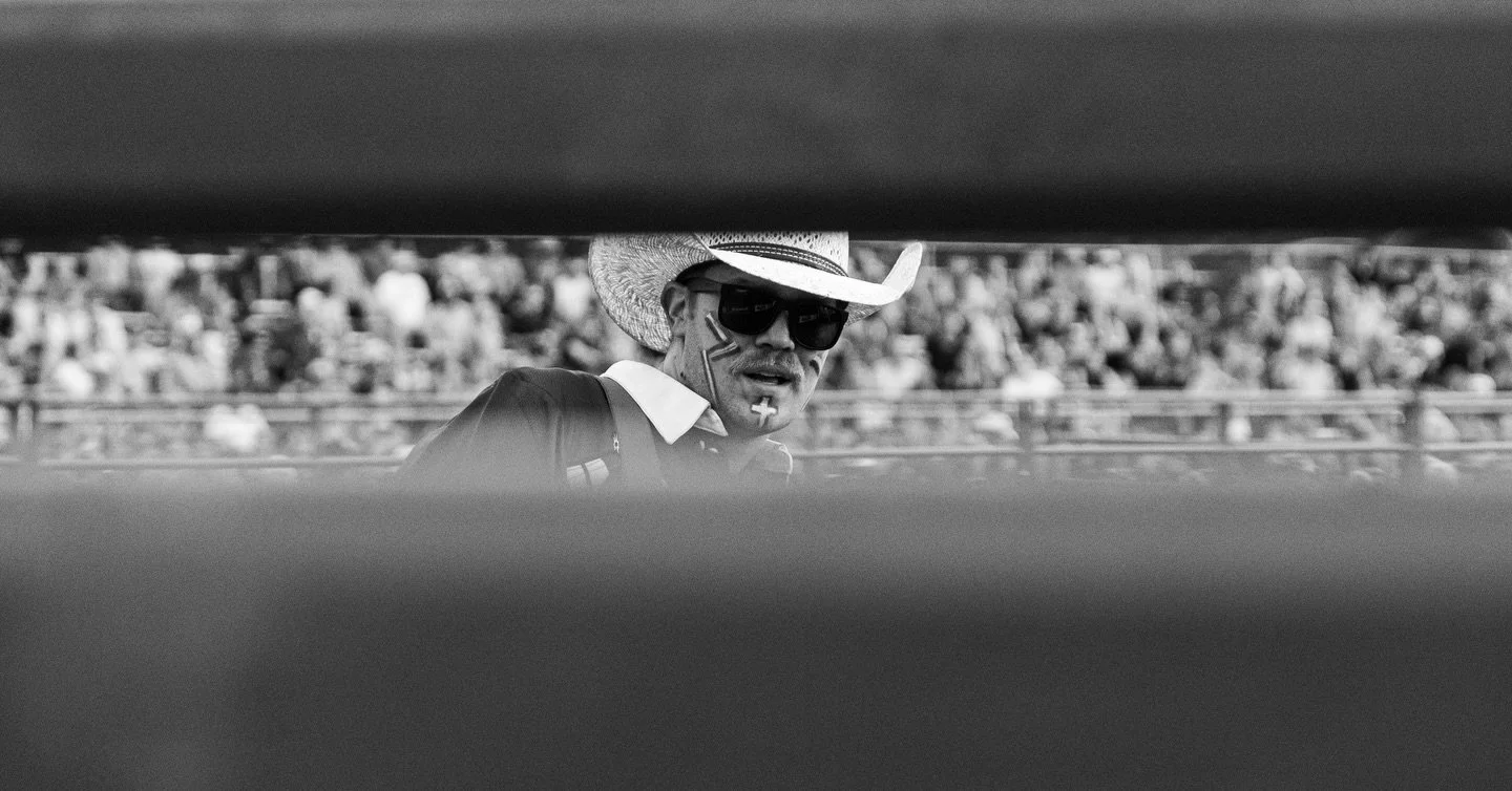 👀

Shot at the 2025 Bulls on the Bluffs 

#rodeo #bullfighting #rodeophotography #pbr