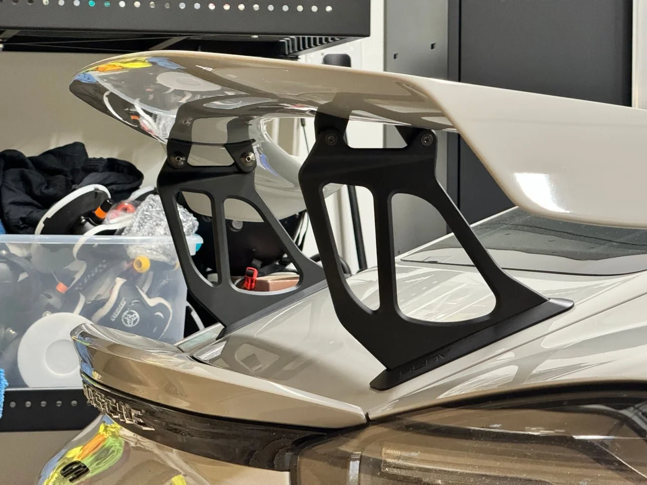 Chalk Porsche GT4 with 718 Cayman GT4 Extra AOA Wing Riser Brackets