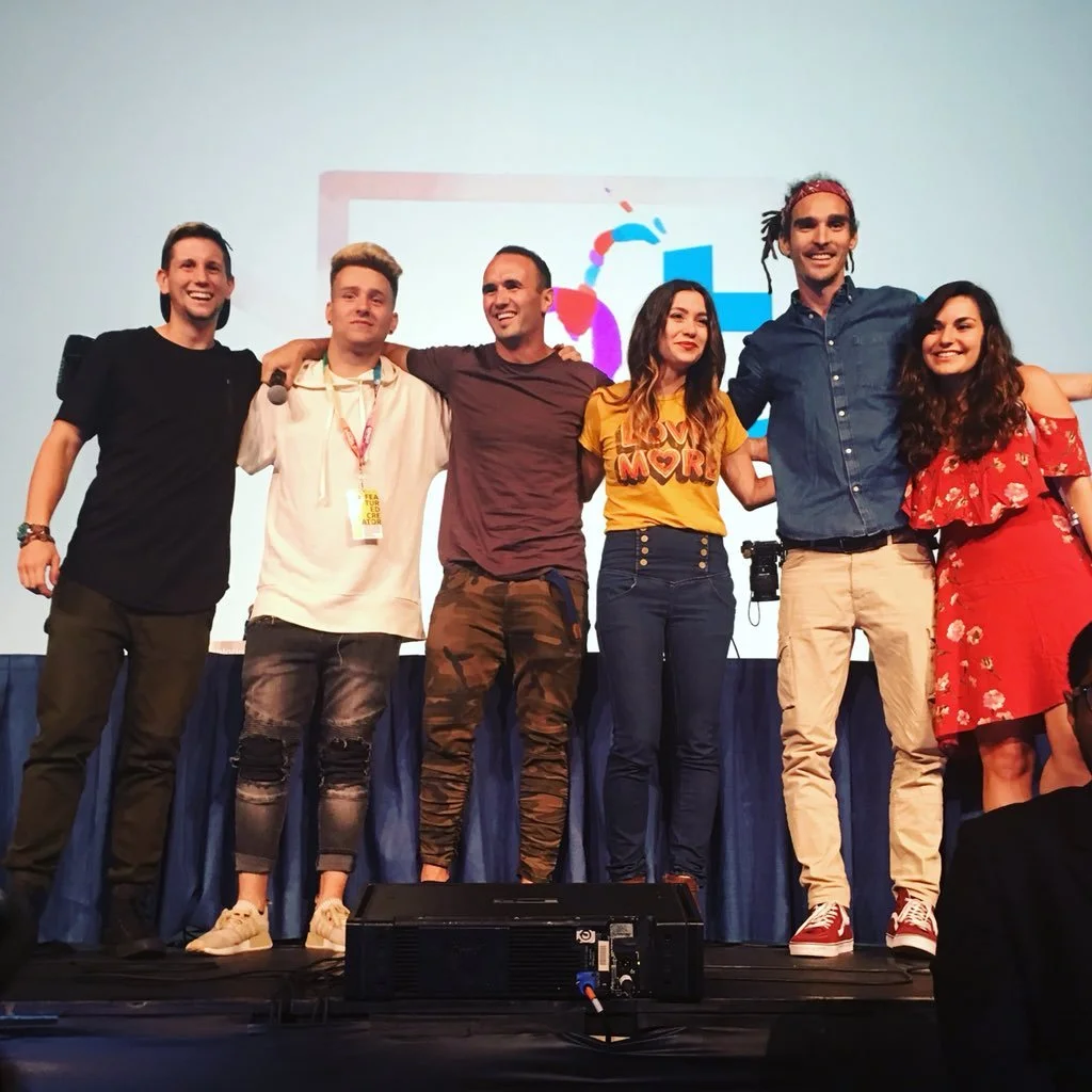 DTNrA3DUQAAsB42 2.jpg