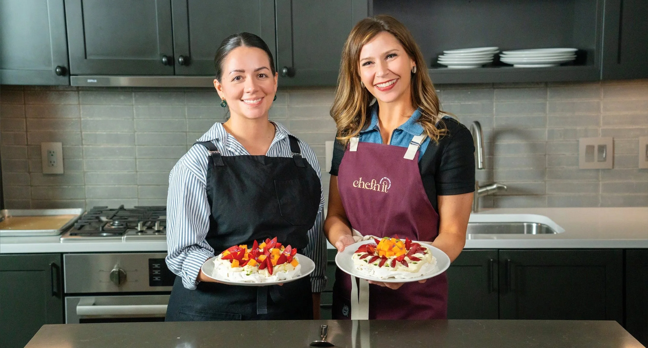 Episode 9: Emily Thompson, The Wolf's Tailor - Garden Pavlova