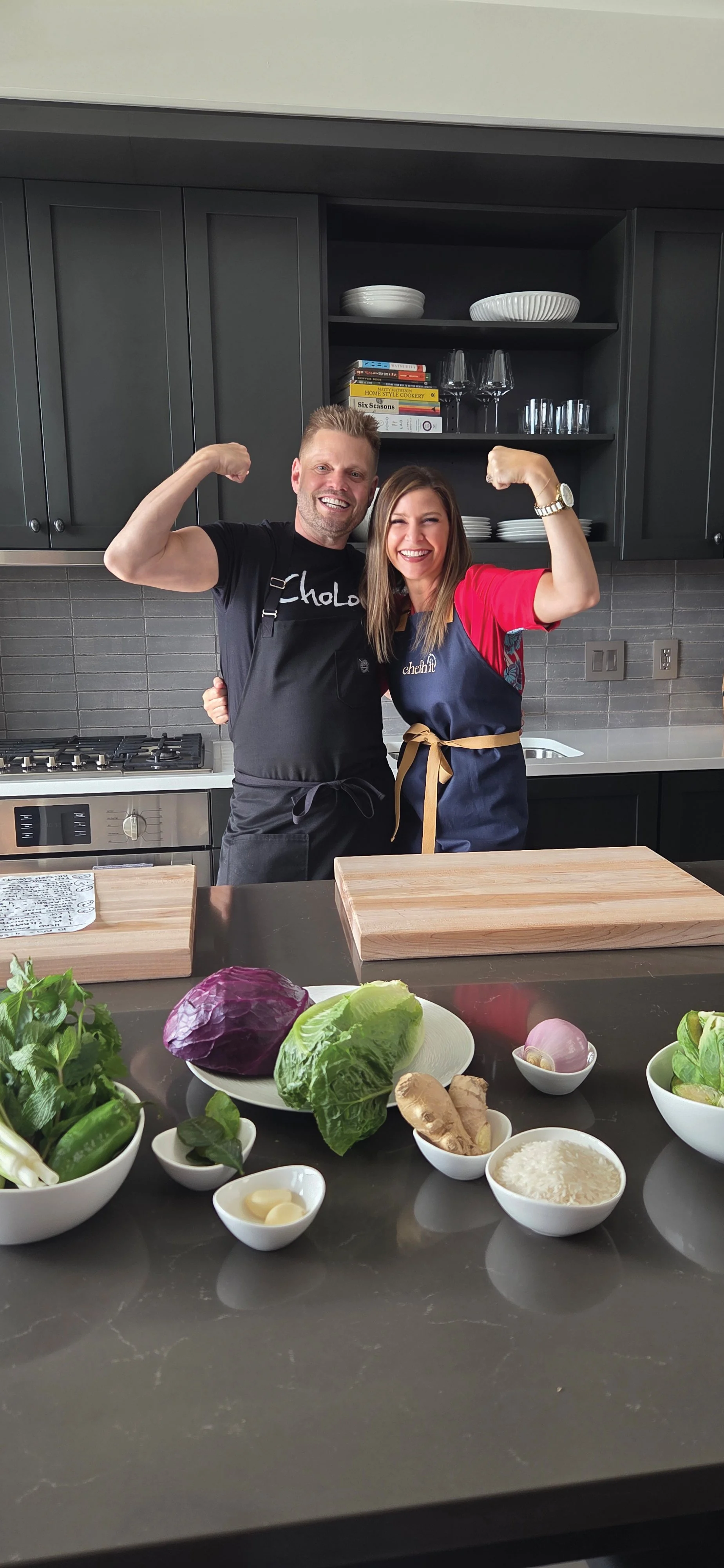 LonSymensma_TarahRunco_Flexing.jpg