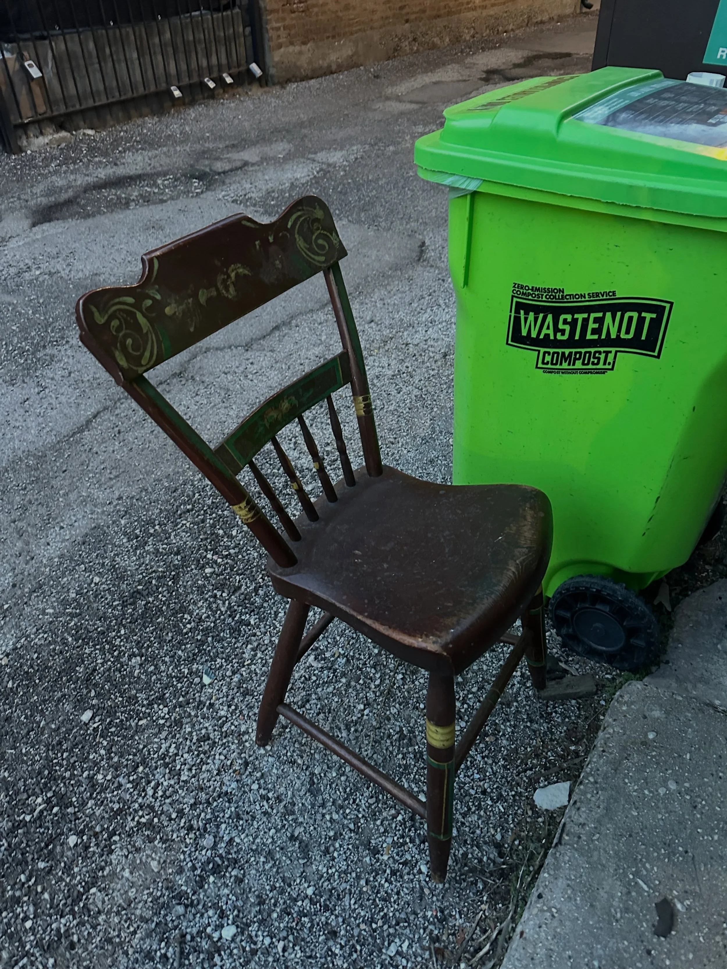 com-posting up next to the compost bin 🪑 🌱 ♻️ it&rsquo;s cool to chair about the earth!!!!!!!! @wastenotcompost #chicago #chairs #chicity #chicagoalley #chicagochair