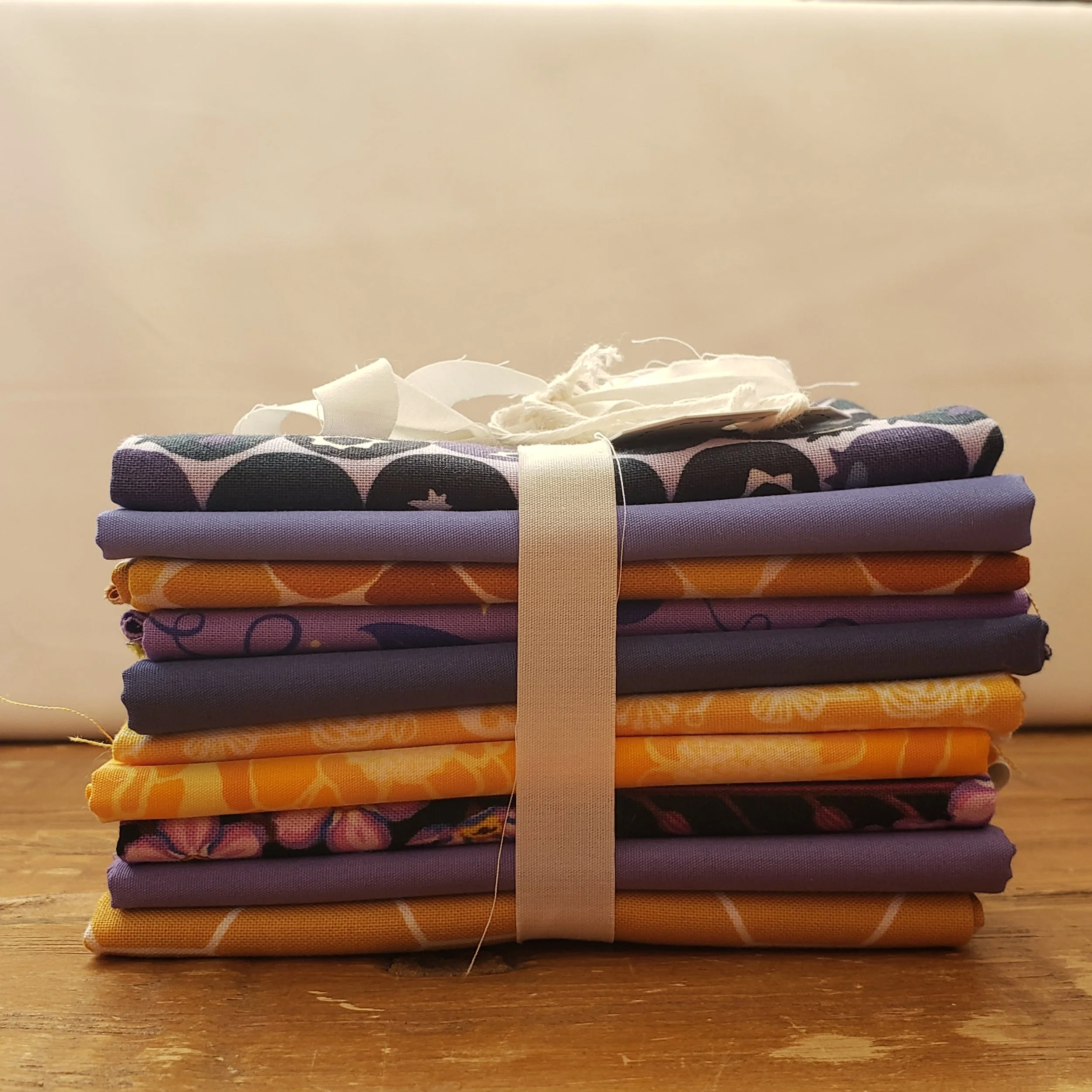 Honey and Lavedner - Fat Quarter Bundle