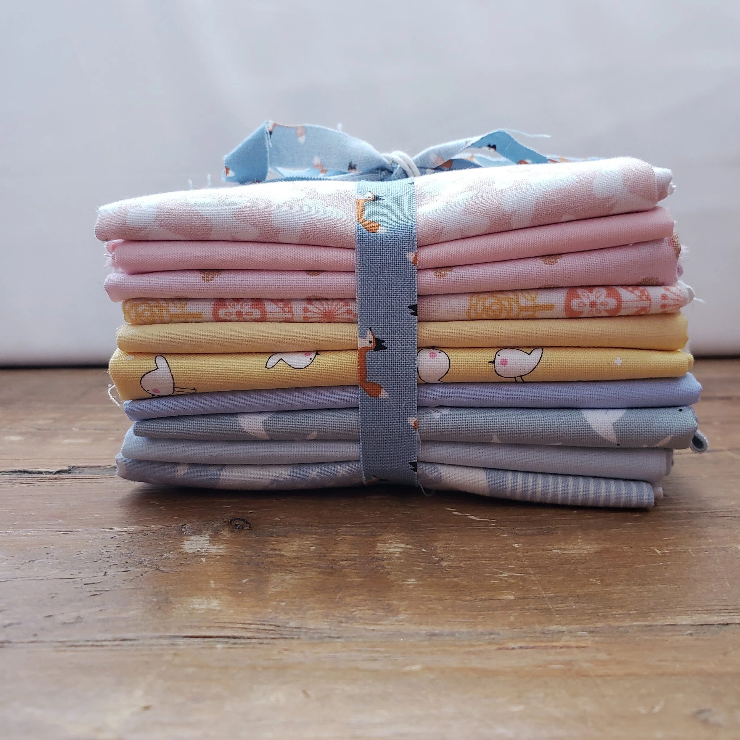 Baby Shower -  Fat Quarter Bundle