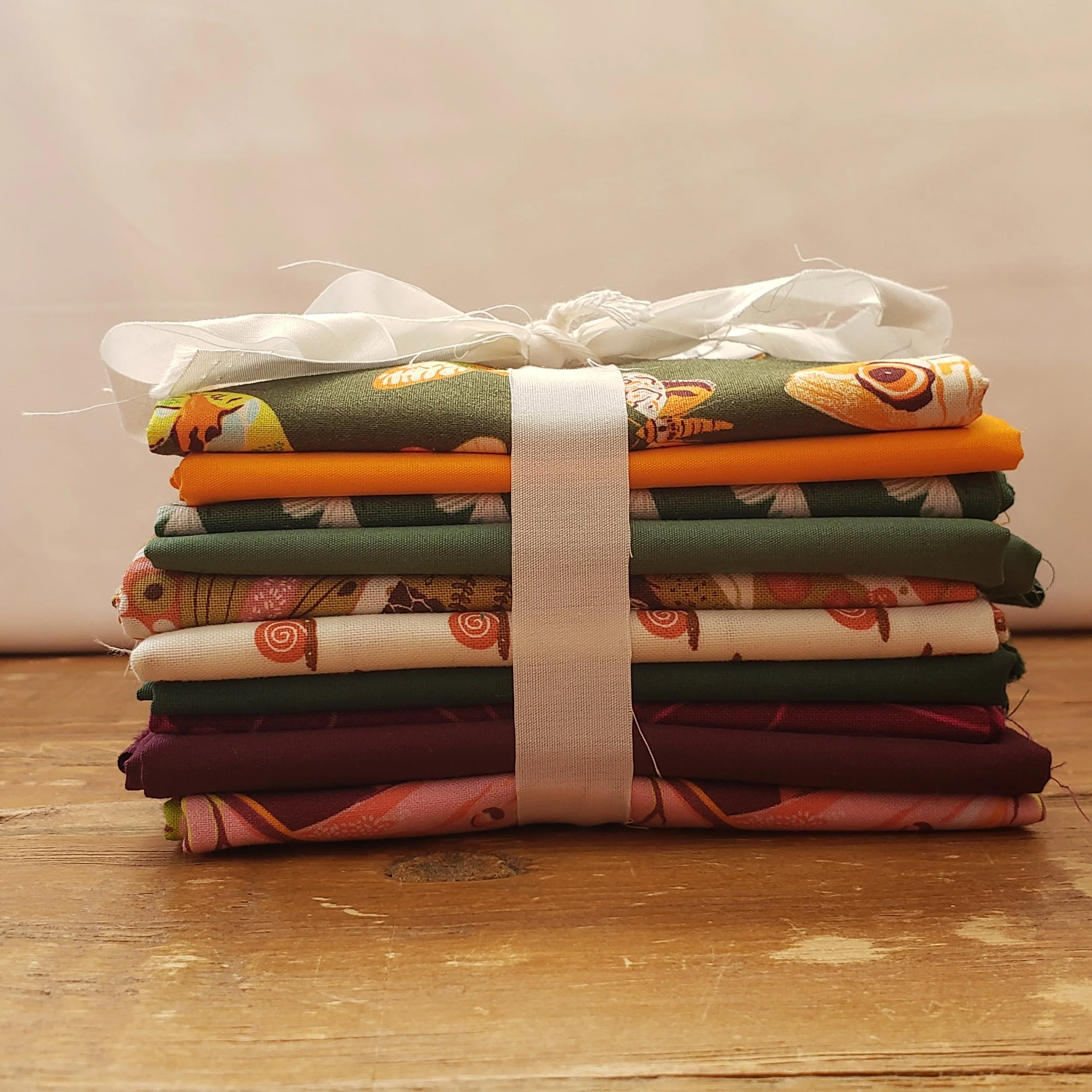 Bug Collector - Fat Quarter Bundle