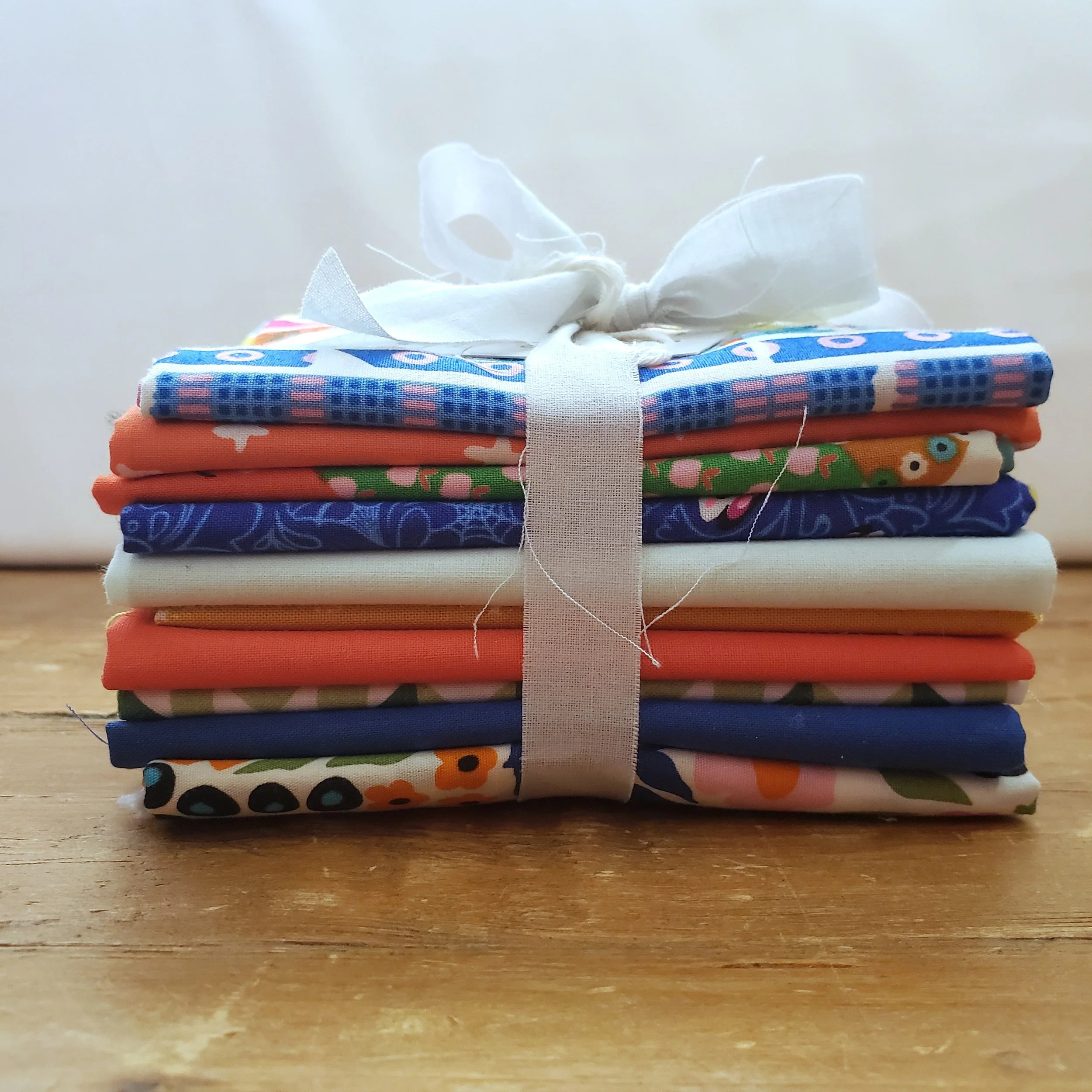 Primary -  Fat Quarter Bundle