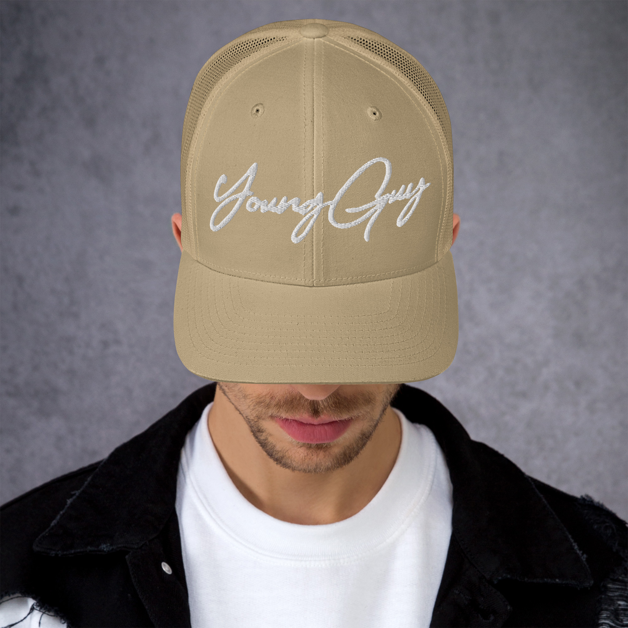 retro-trucker-hat-khaki-front-6680eecd25d6e.png