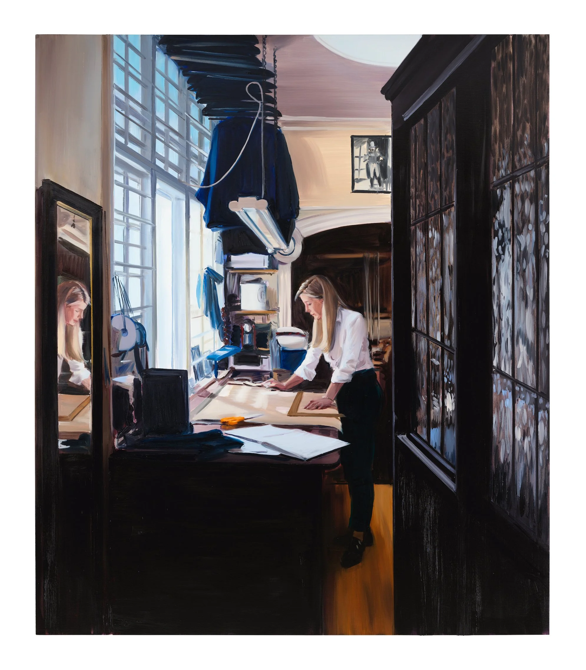 Cutting, 2019 | Oil on linen | 210 x 180 cm | © Caroline Walker. Courtesy the Artist; GRIMM, Amsterdam/New York/
London; Ingleby Gallery, Edinburgh; and Stephen Friedman Gallery, London and
New York. Photo: Peter Mallet