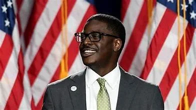 Governor: David Crowley