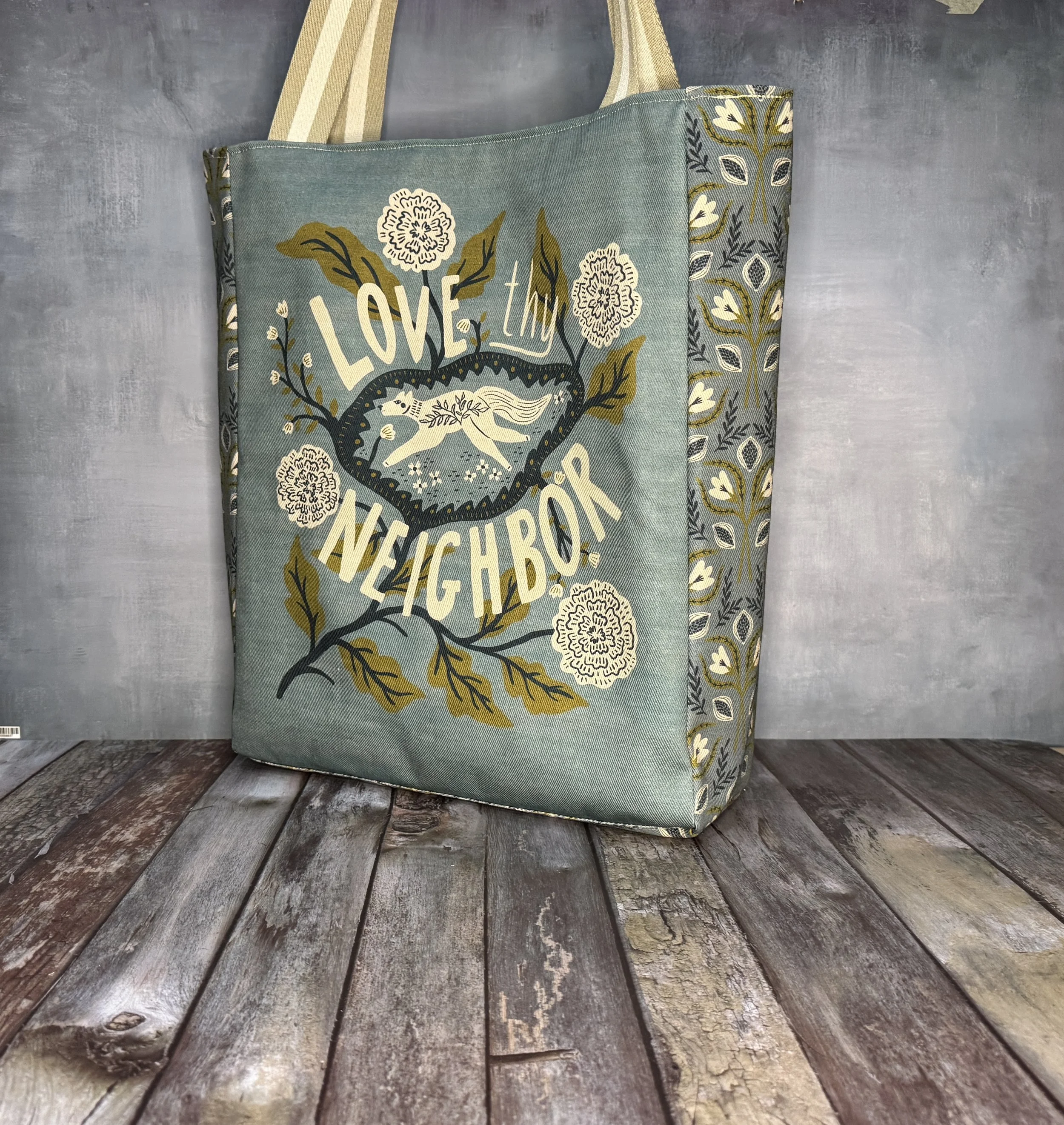 Medium Tote Bag