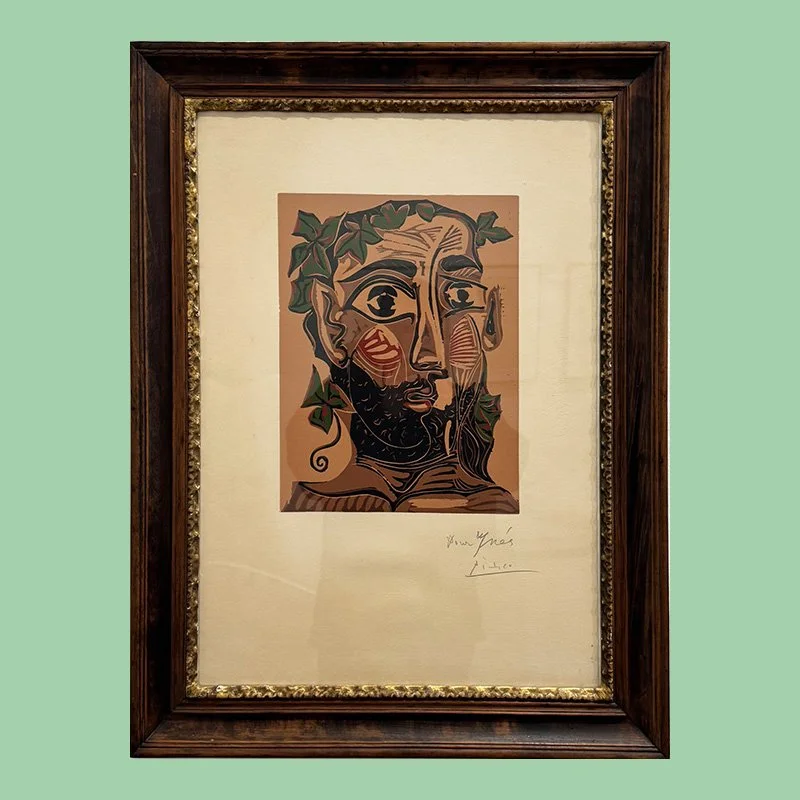 Homme Barbu Couronné de vigne