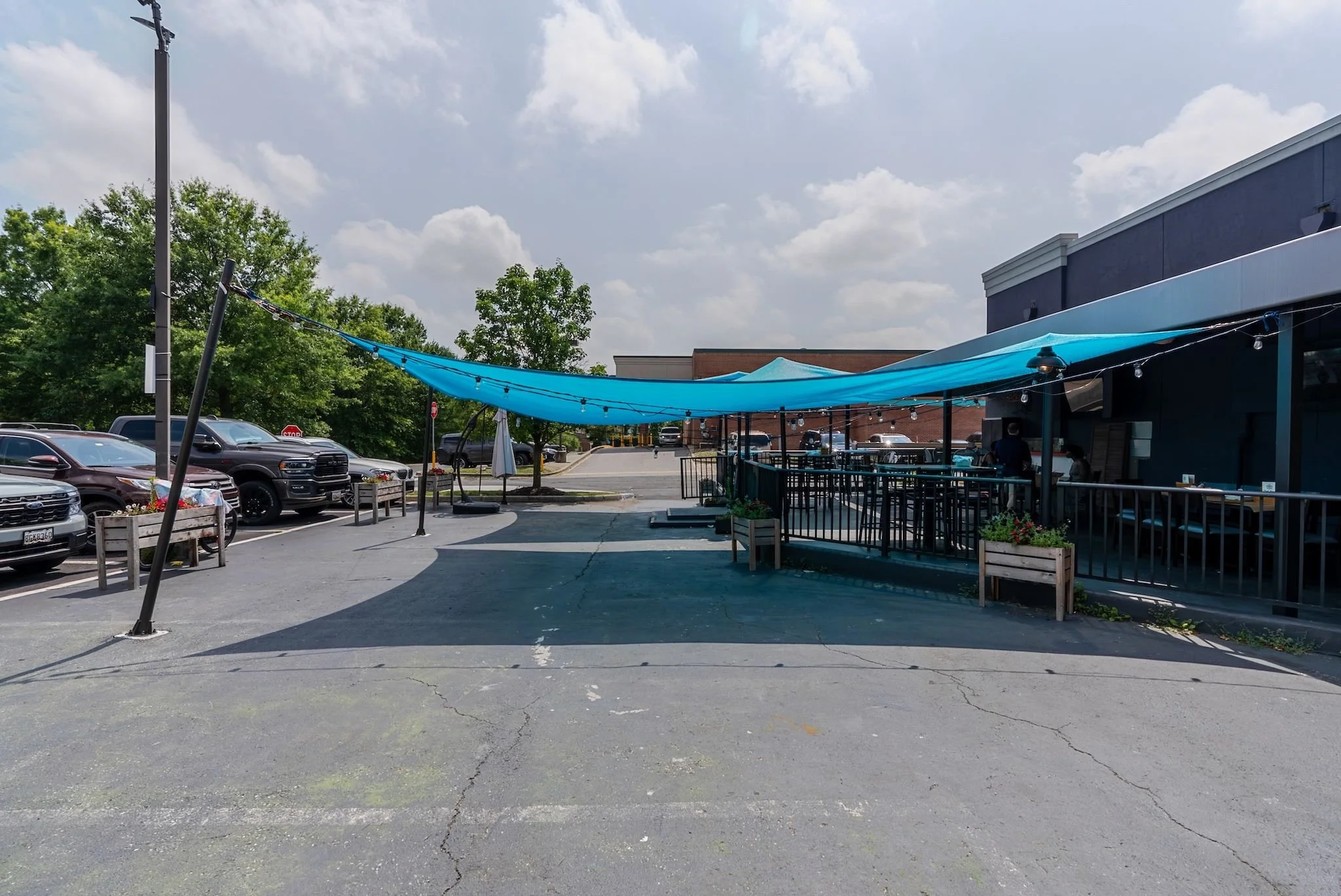 24-web-or-mls-Conrads 24.jpg