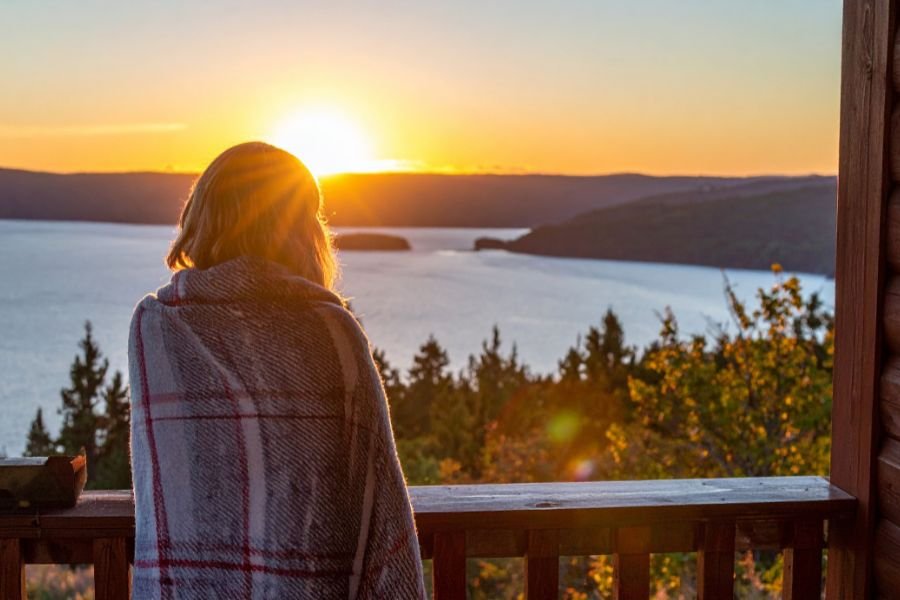 How to Romanticize Your Life (And Why It’s Good for You)