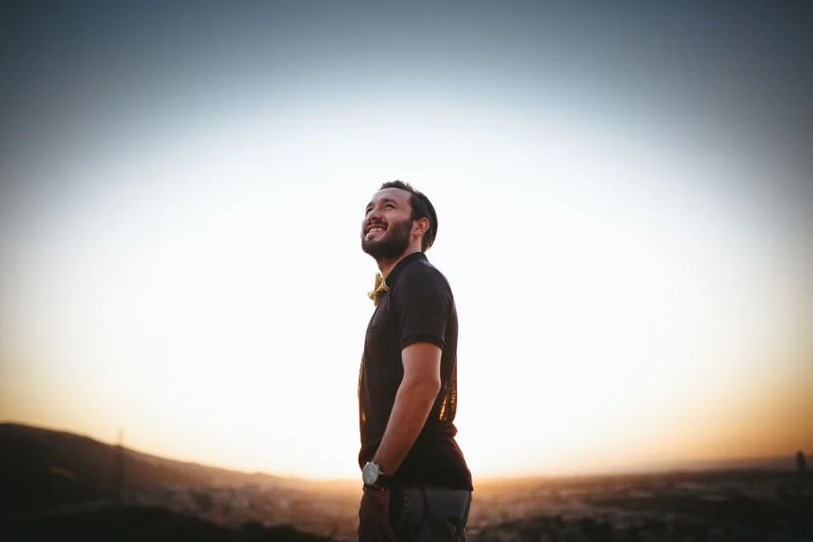 Why Looking Up Can Change Your Mood