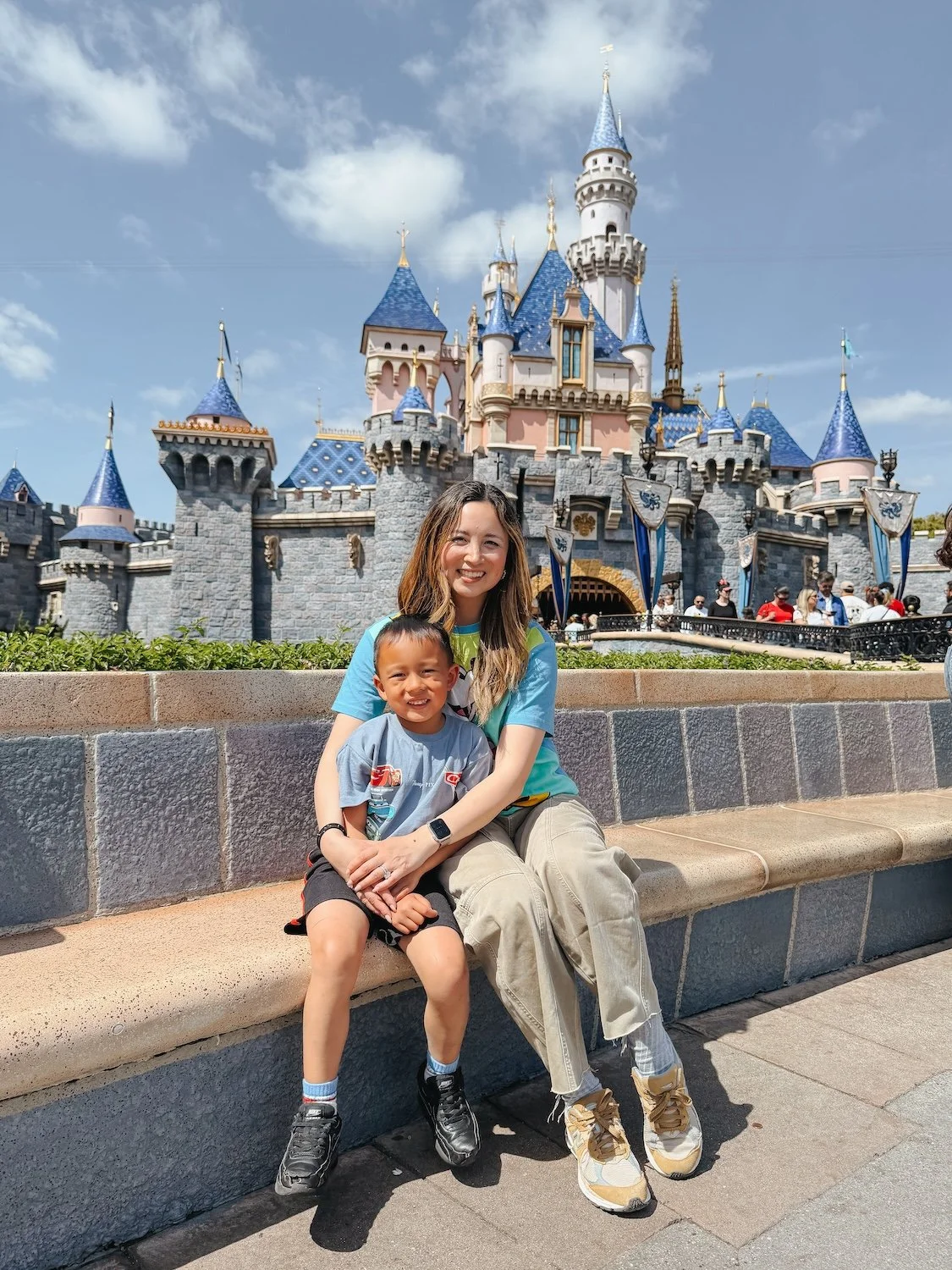 5 Essential Tips for Traveling to Disneyland with Kids
