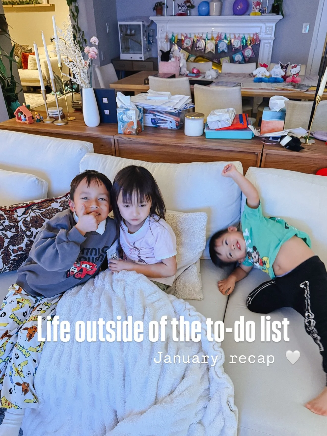 January recap 🤍

Still can&rsquo;t believe January is already over, it somehow felt like it was 3 months long but also went by in 2 seconds?! Explain that please 😂 Despite a lot of heaviness that went on this month, I found little pockets of joy th