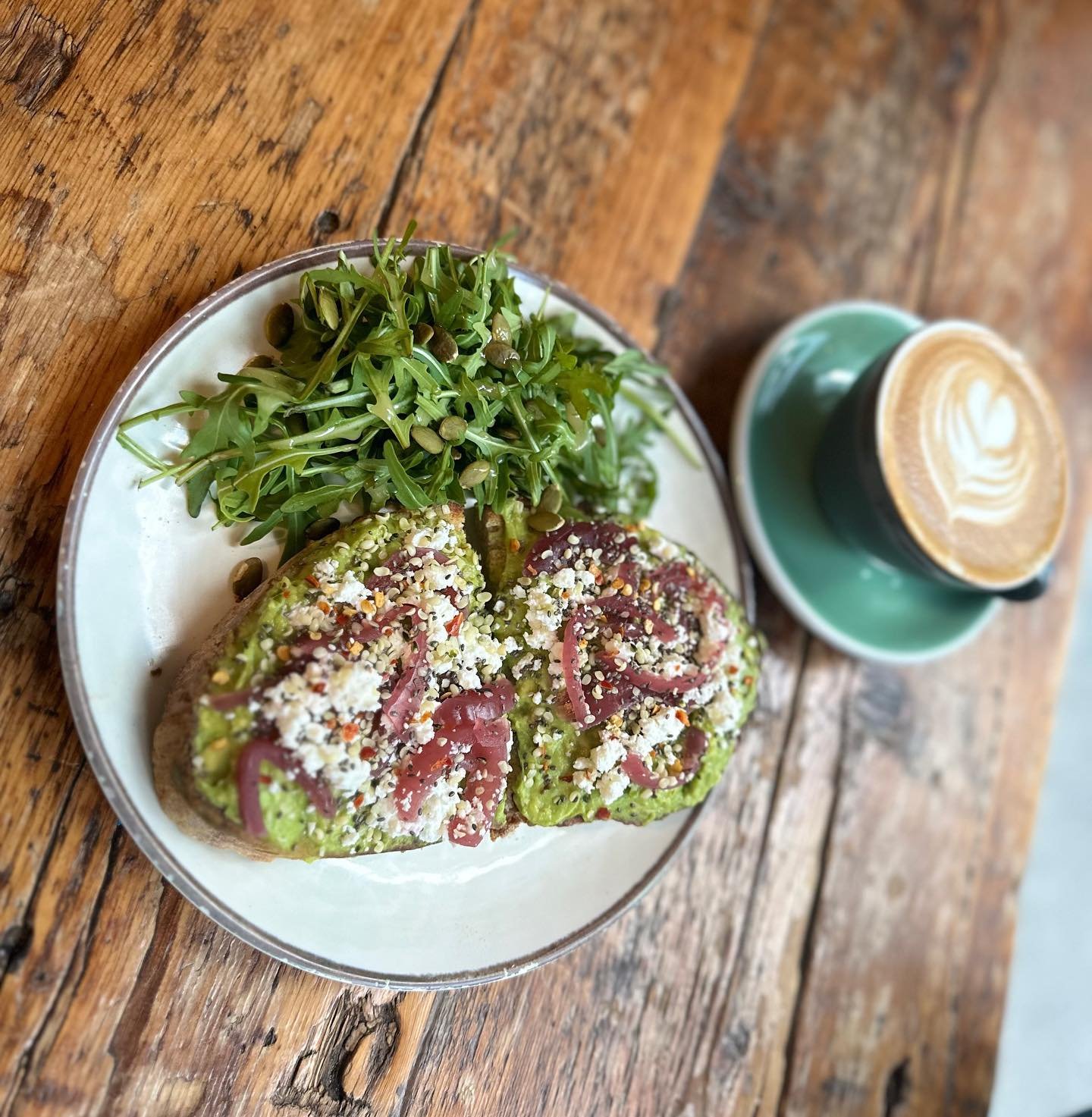 Kaffe Landskap has for many years taken inspiration from the amazing people and the nature of the Hawaiian islands. We will donate 10% of our sales today to the Hawaii community foundation Maui Strong Fund (https://www.hawaiicommunityfoundation.org/m