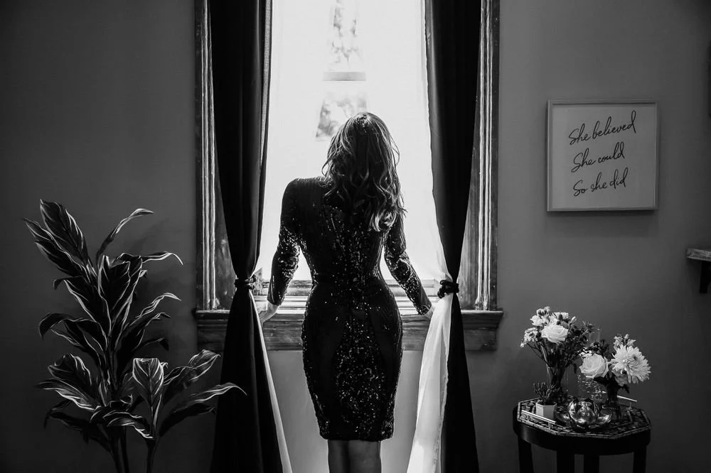 Boudoir portrait of woman by Luxury Boudoir Photographer Nue Orleans Boudoir located in New Orleans, Lousiana. 