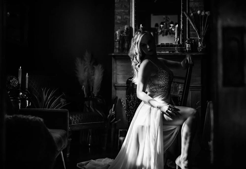Boudoir portrait of woman by Luxury Boudoir Photographer Nue Orleans Boudoir located in New Orleans, Lousiana. 