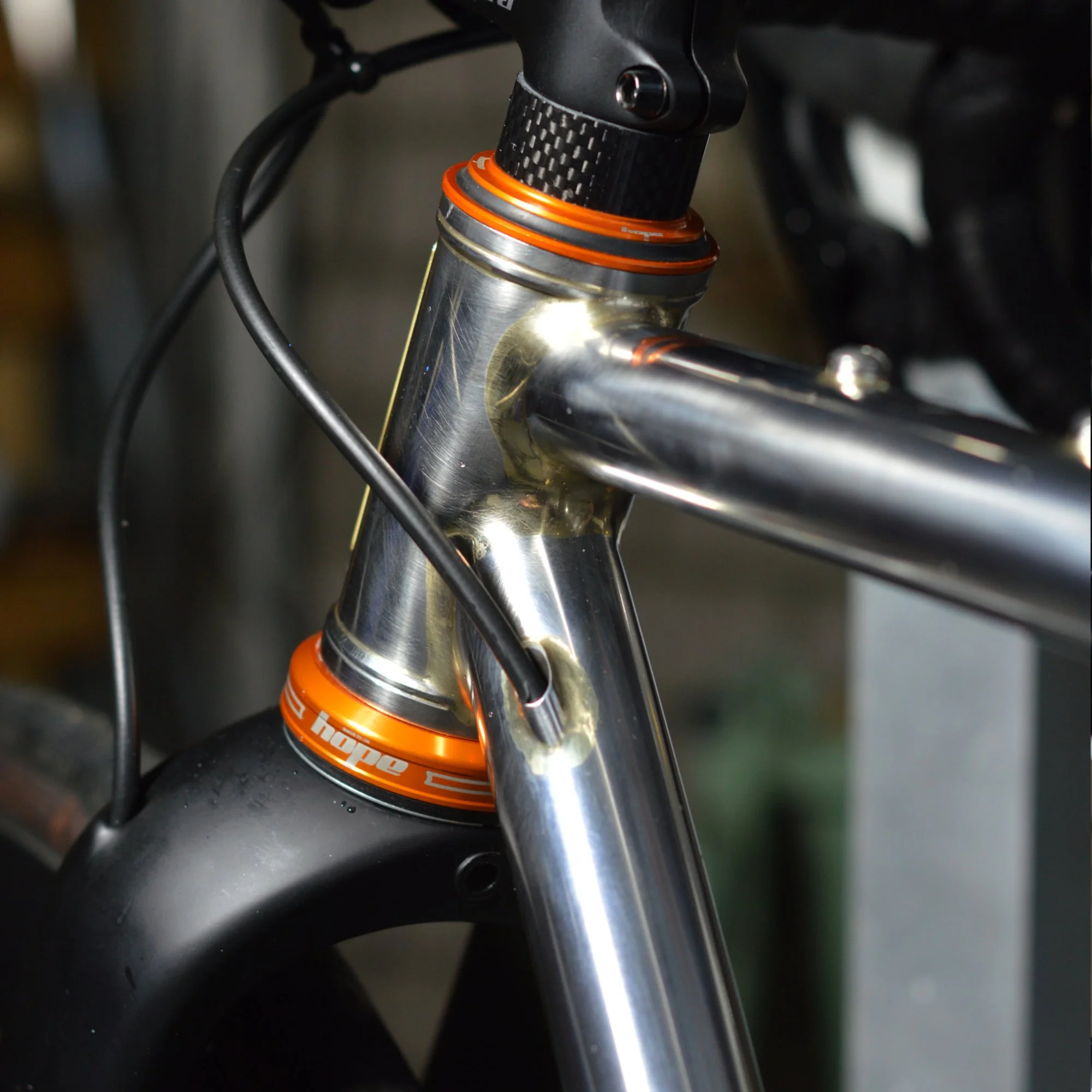Vegur stainless steel headtube with polished silver fillets