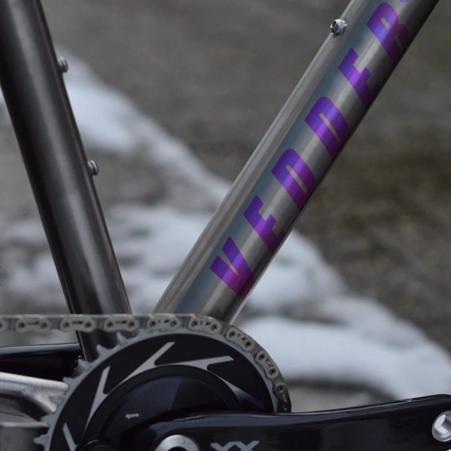 I wish I could show the results of the hard of the last couple of weeks, but alas, you'll have to wait until @velofollies next week to see the big picture. But I am s&oacute; stolked with this bike!
Come see it at the @schwalbetires booth: 426A