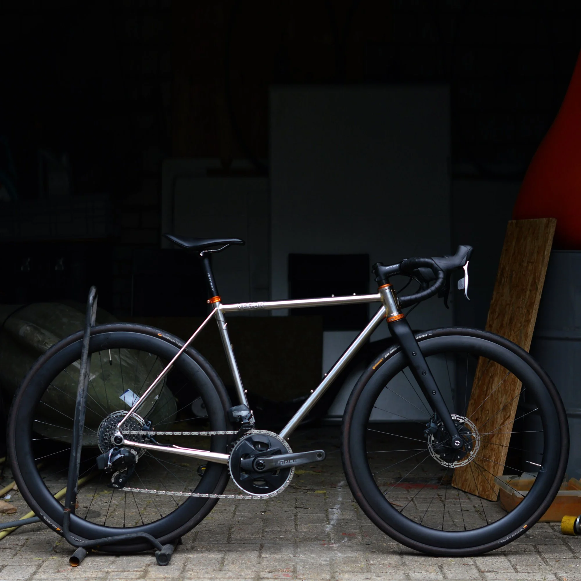 Vegur Allroad Columbus XCR gravelbike