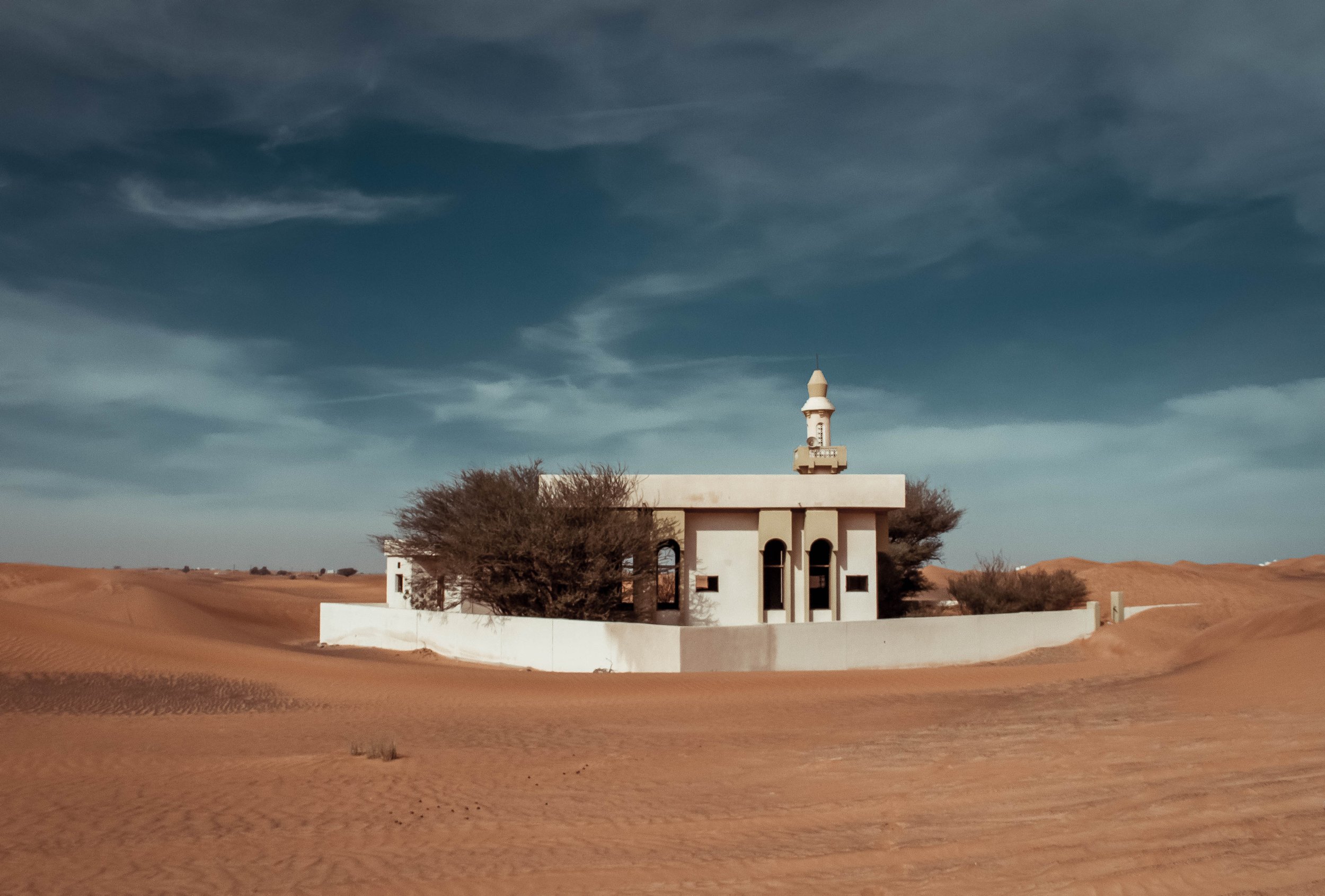 abandoned-mosque-in-the-middle-of-nowhere-2023-11-27-05-31-06-utc.jpg