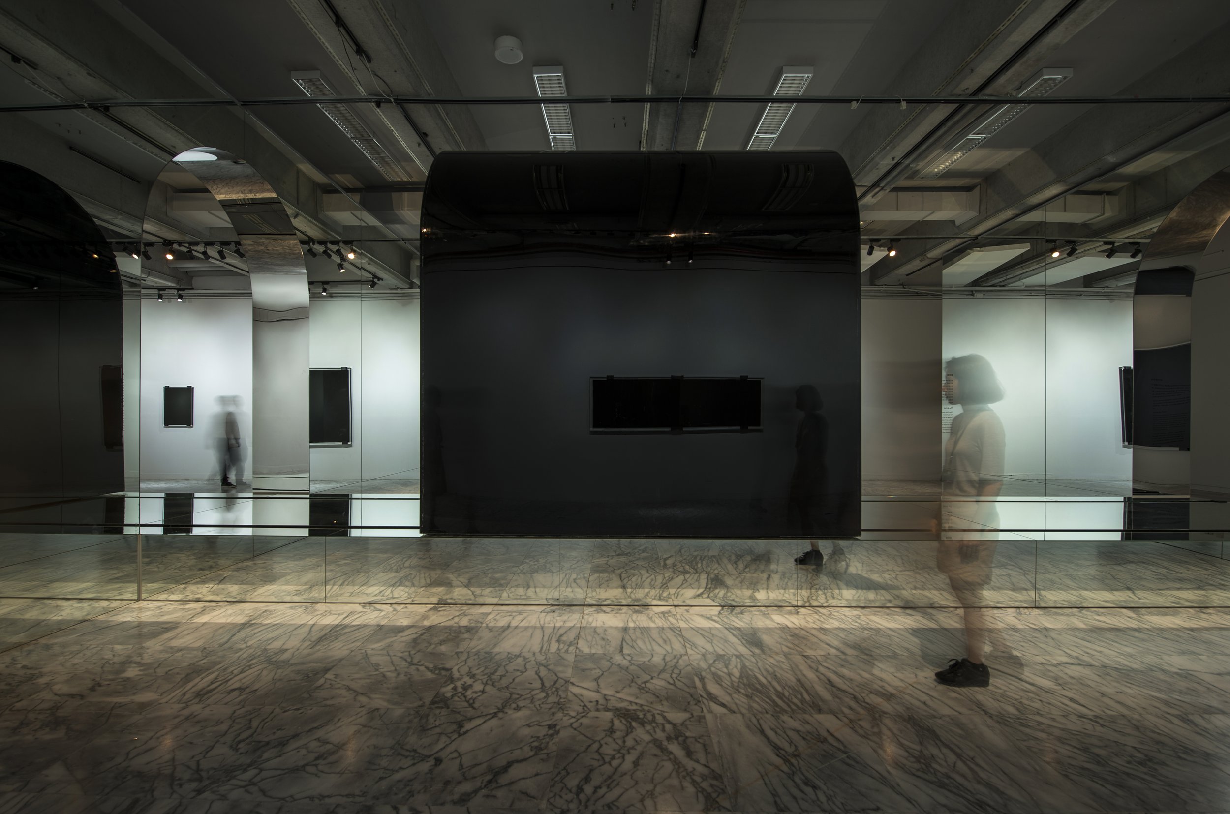 Installation View 01.jpg