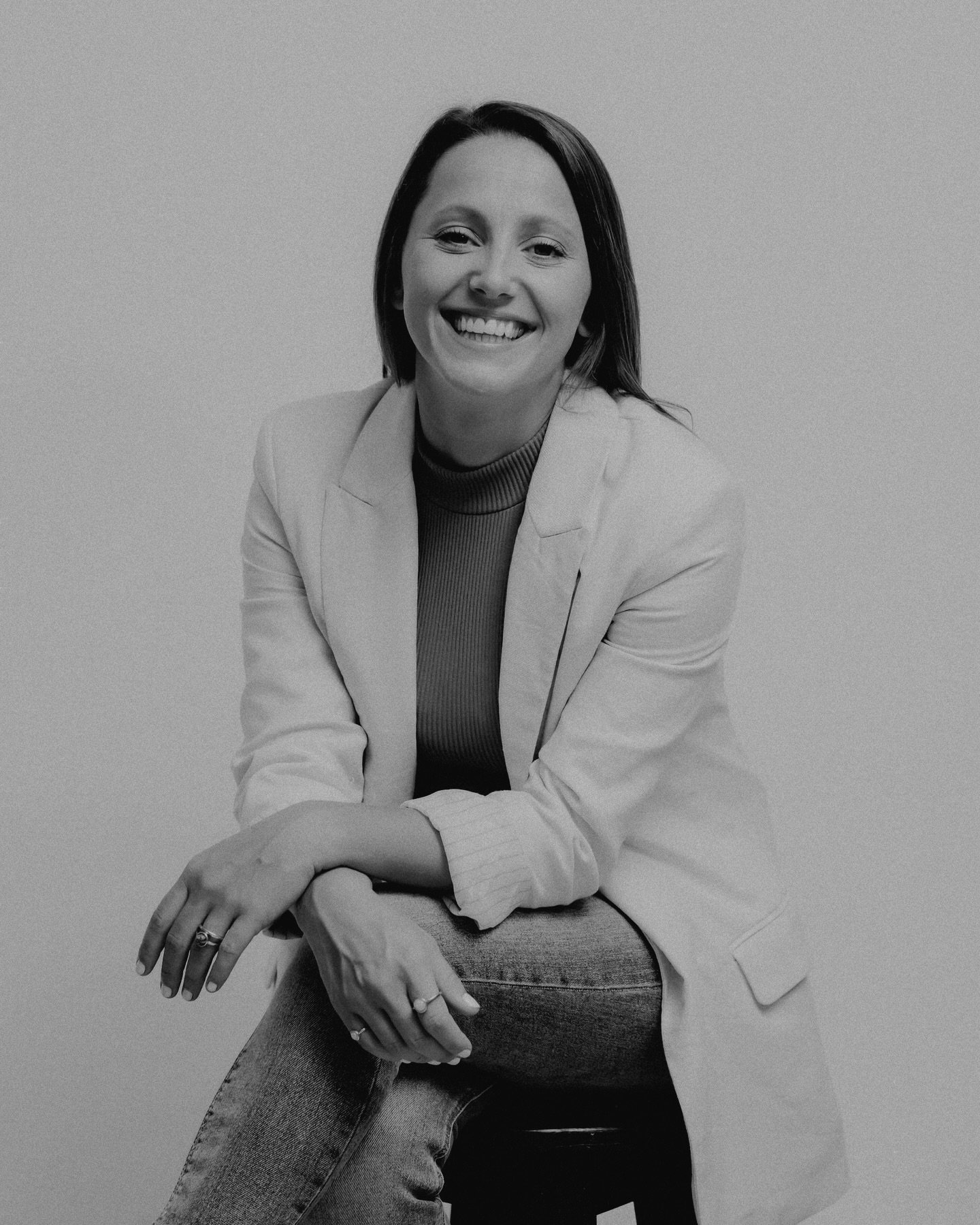 🔔 NEWS ALERT 🔔
.
We&rsquo;re thrilled to welcome Amanda to our team! 🎉 Hailing from Michigan, Amanda brings her expertise in SEO and copywriting to help us take our projects to the next level. When she&rsquo;s not optimizing content, you can find 