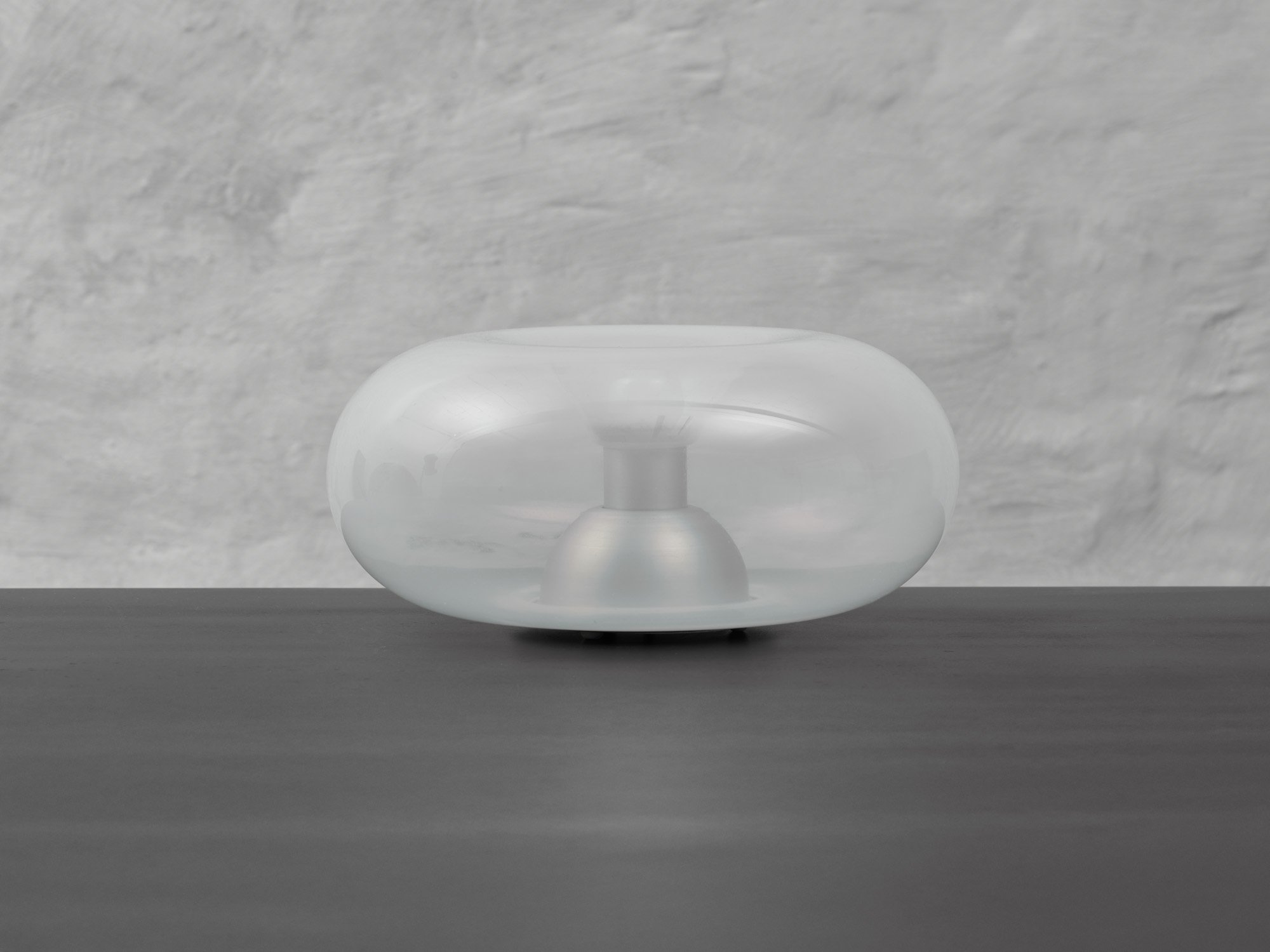 Luceos_Donut Lamp_02A.jpg