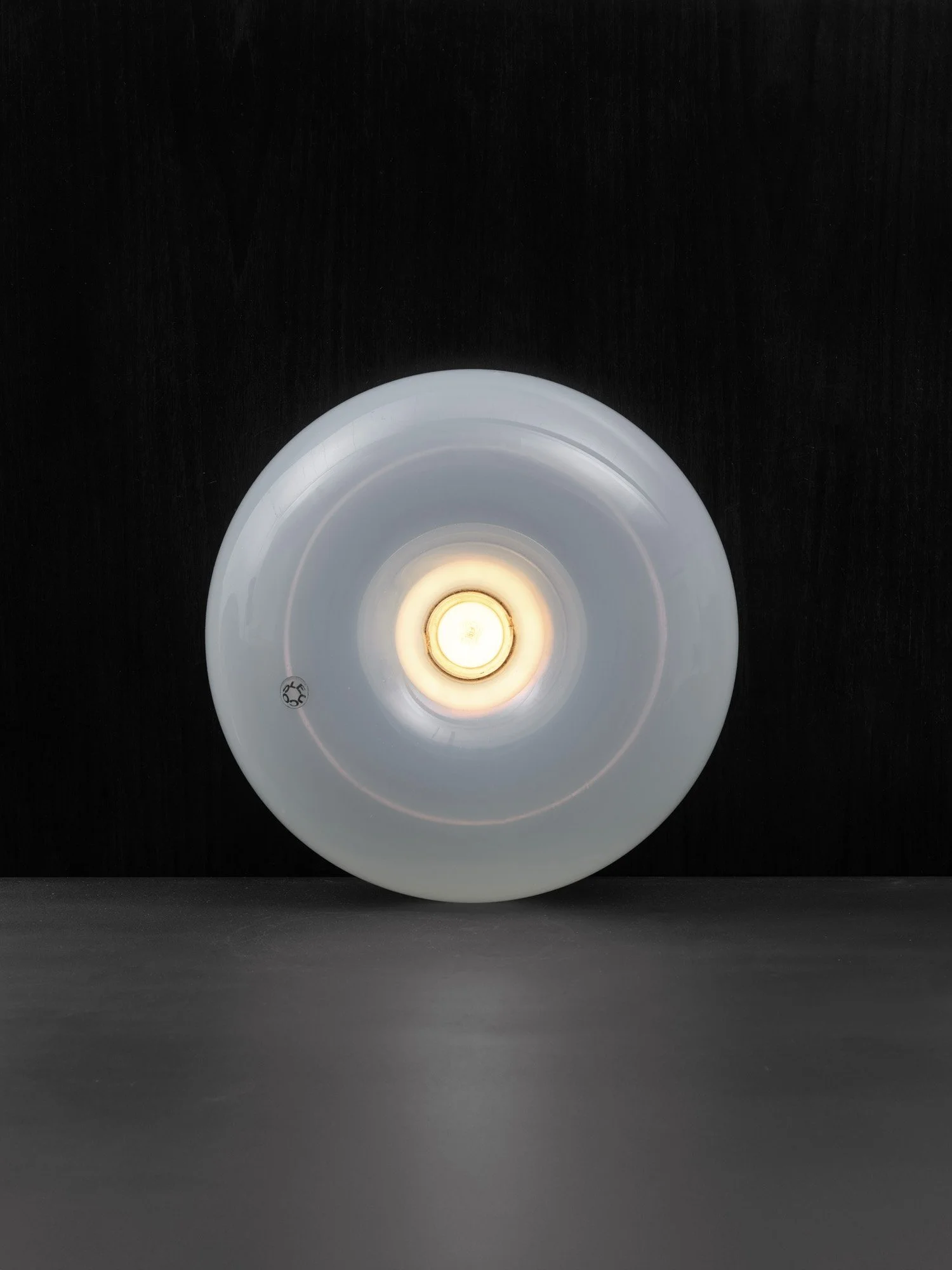 Luceos_Donut Lamp_04B.jpg