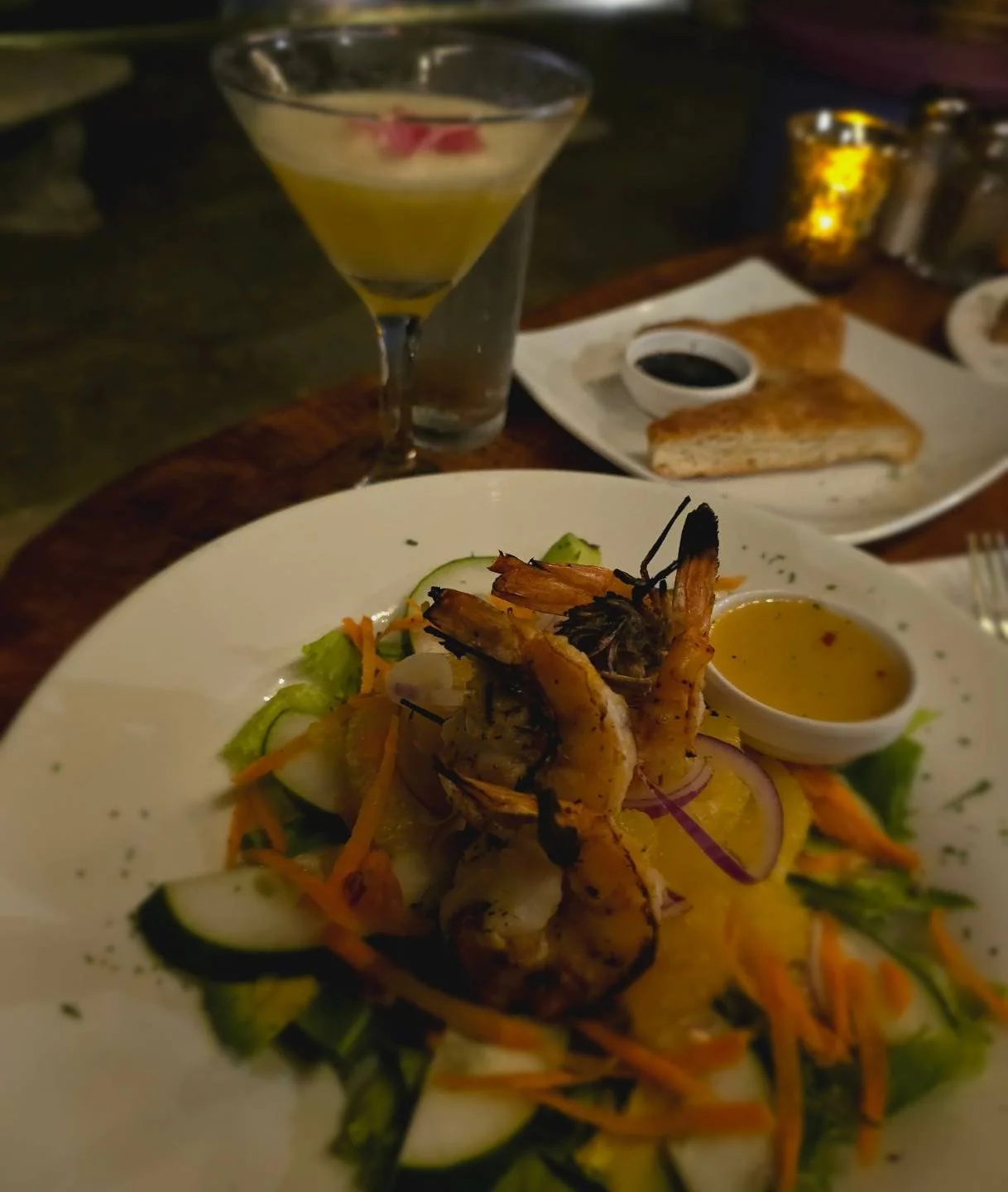 Grilled shrimp on orange avocado salad @iguanalodge. Perfect!