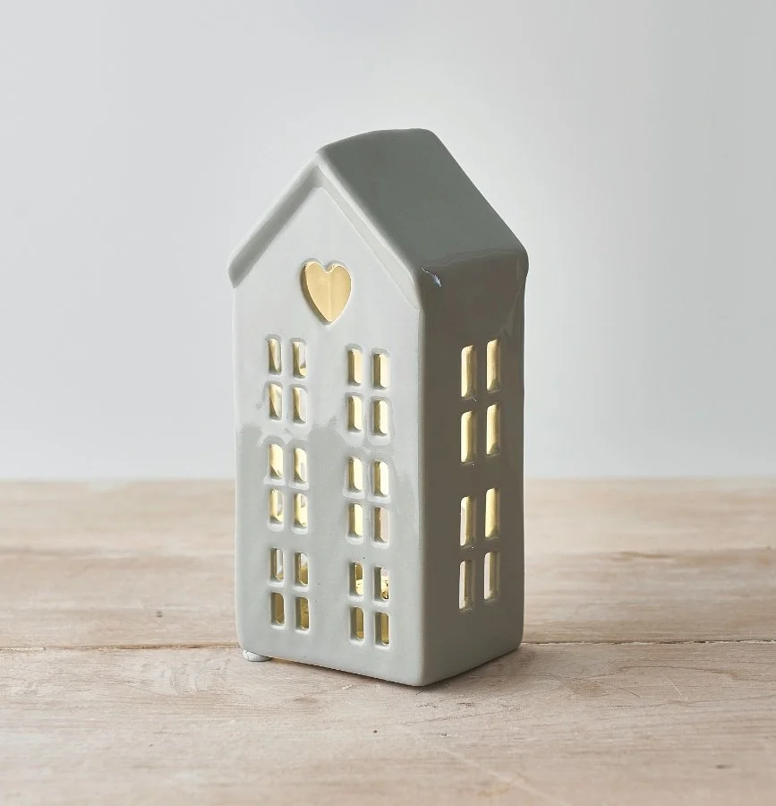Dainty Heart Grey LED House