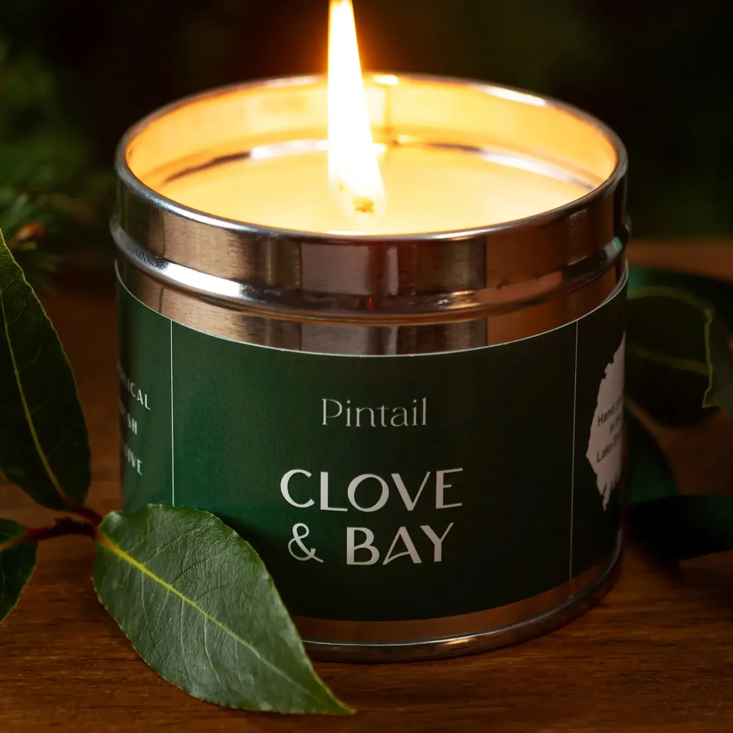 Clove & Bay Classic Tin 2.webp