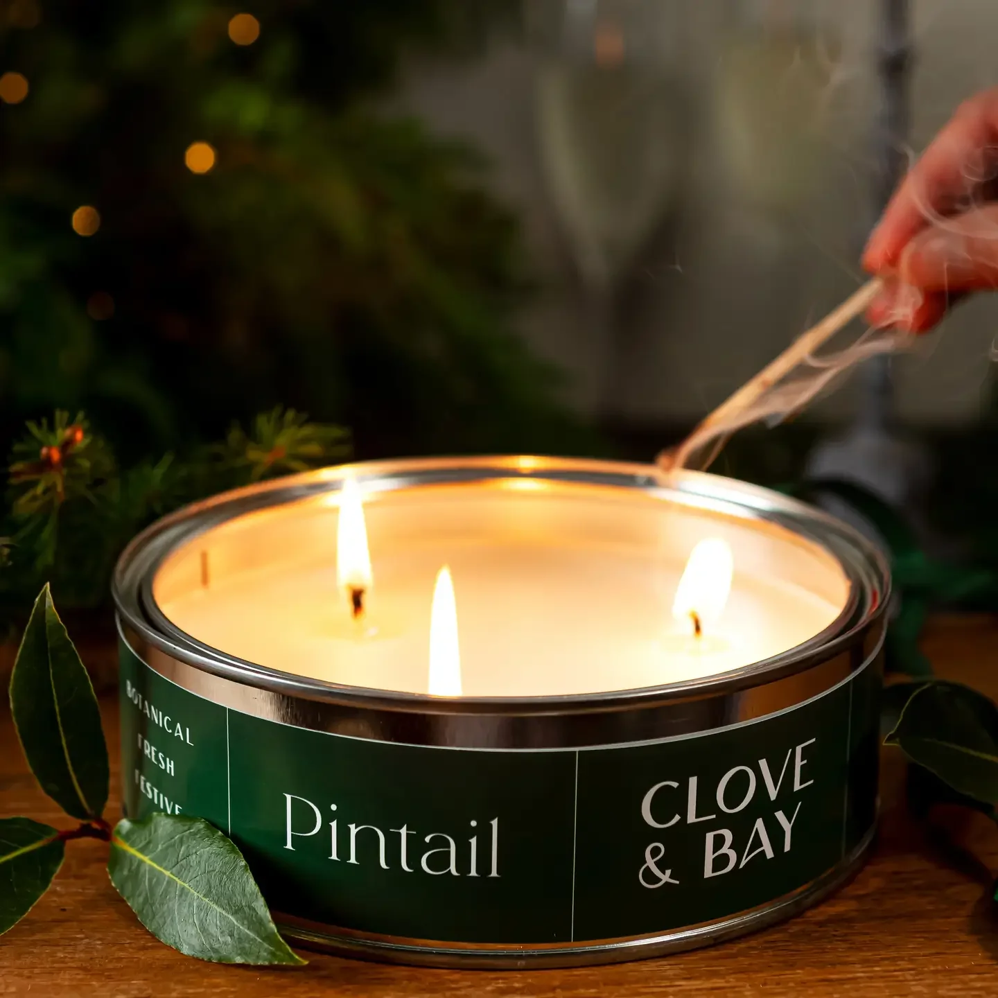 Clove & Bay Triple Wick 2.webp