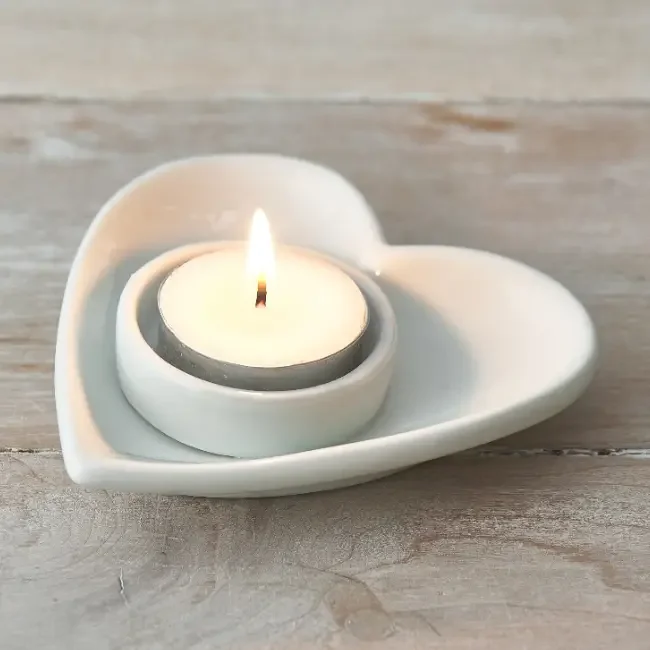White Heart T-Light Holder