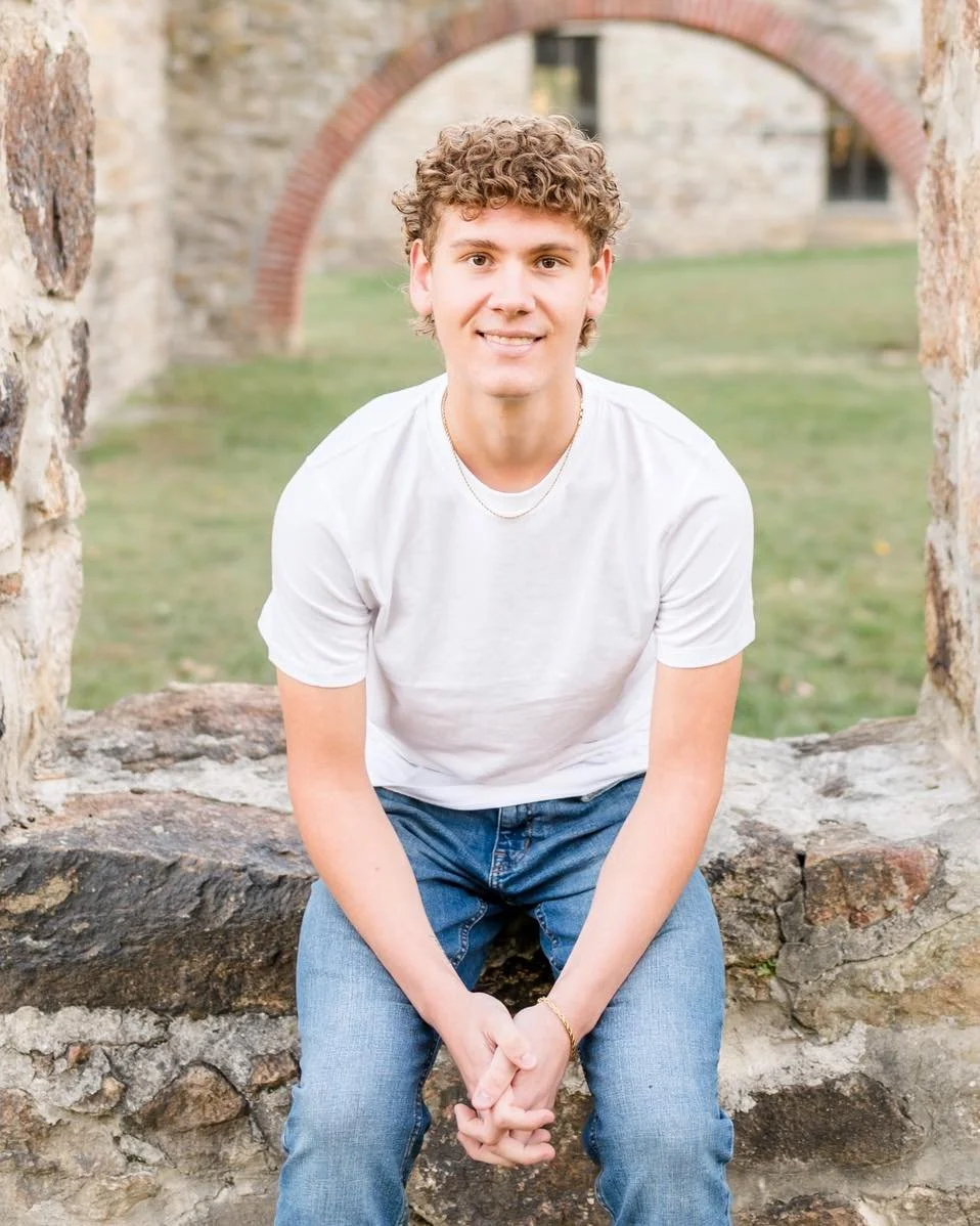 Nothing beats playing your favorite sport in your senior year and capturing those unforgettable moments. Wishing you an amazing senior year, Ethan! 
.
.
.
#senioryear #seniorportraits #berkscountyphotographer #lancastercountyphotographer #lehighvalle