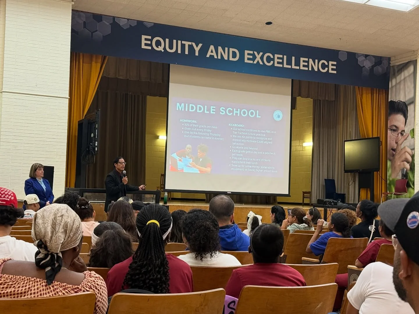 Thank you to all our families who joined us for Back to School Night! Your support and partnership make all the difference as we work together to ensure a great year ahead for all our students. #thankyou #backtoschoolnight
&hellip;

&iexcl;Gracias a 