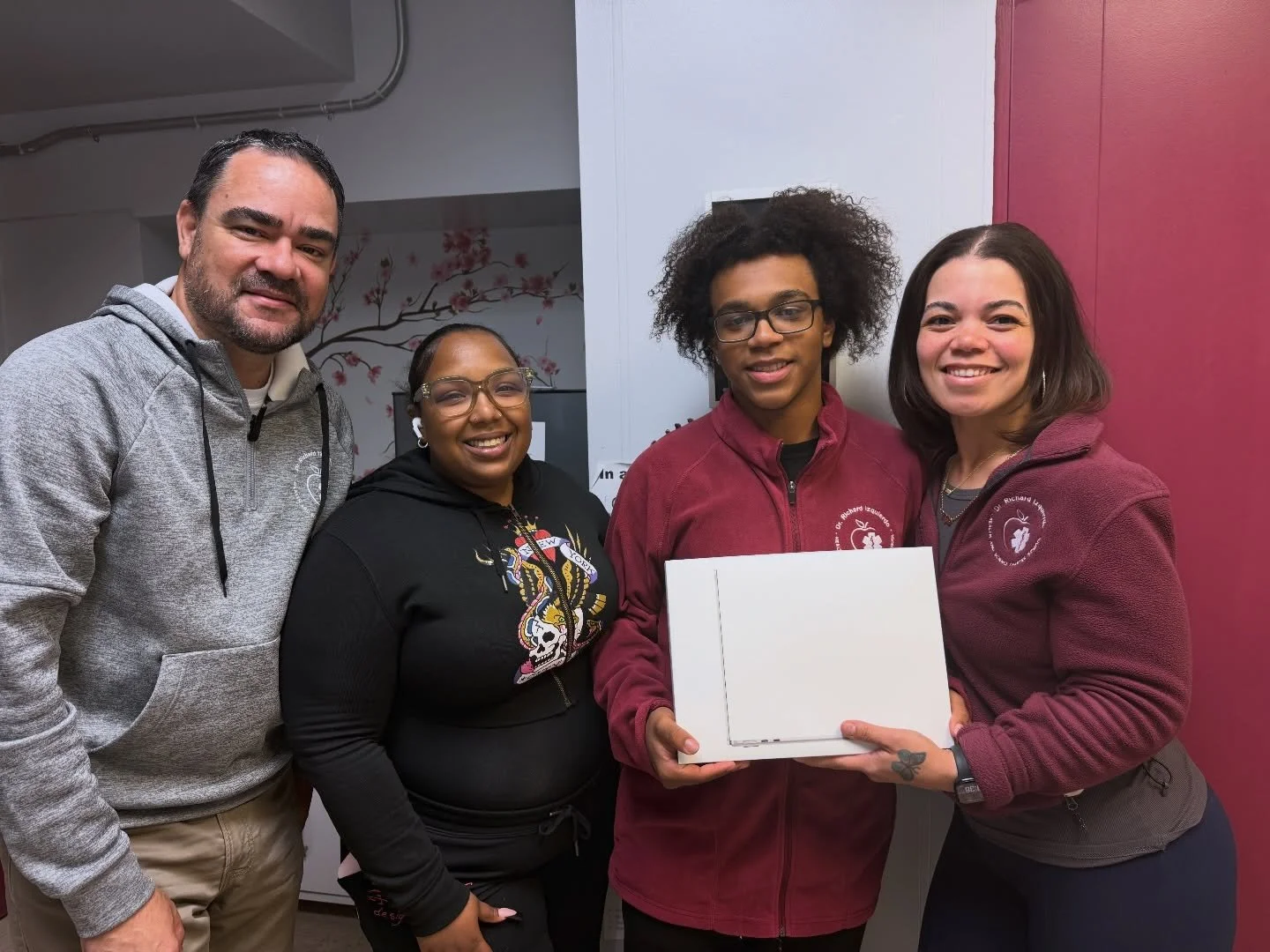 Congrats to Nathan Rodriguez, winner of the MacBook Air after completing the Parent Survey.  Nathan&rsquo;s sibling, Stephanie S 2023 alumni and our Family Engagement Coordinator Ms. Ferm&iacute;n were also present to receive the prize. Thank you and