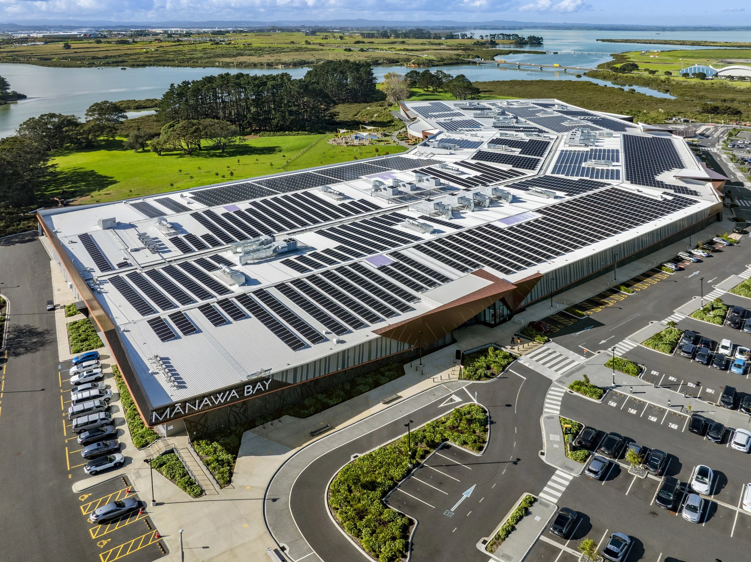 Mānawa Bay Shopping Centre - Auckland Airport